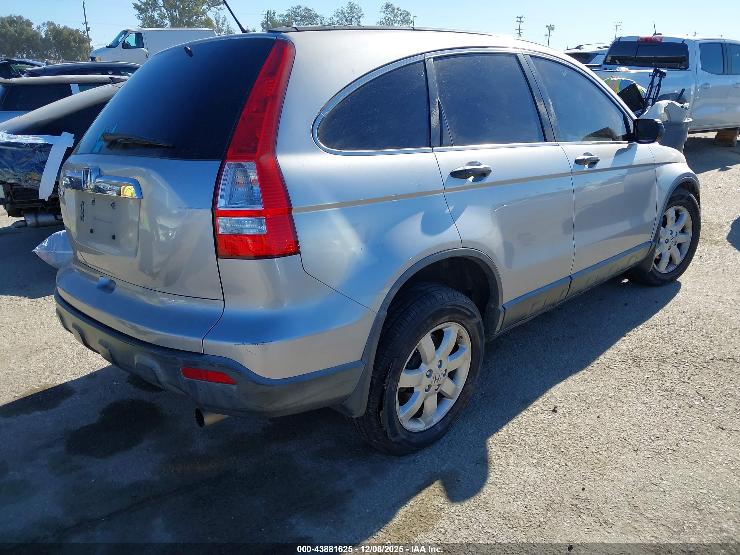 HONDA CR-V image 4