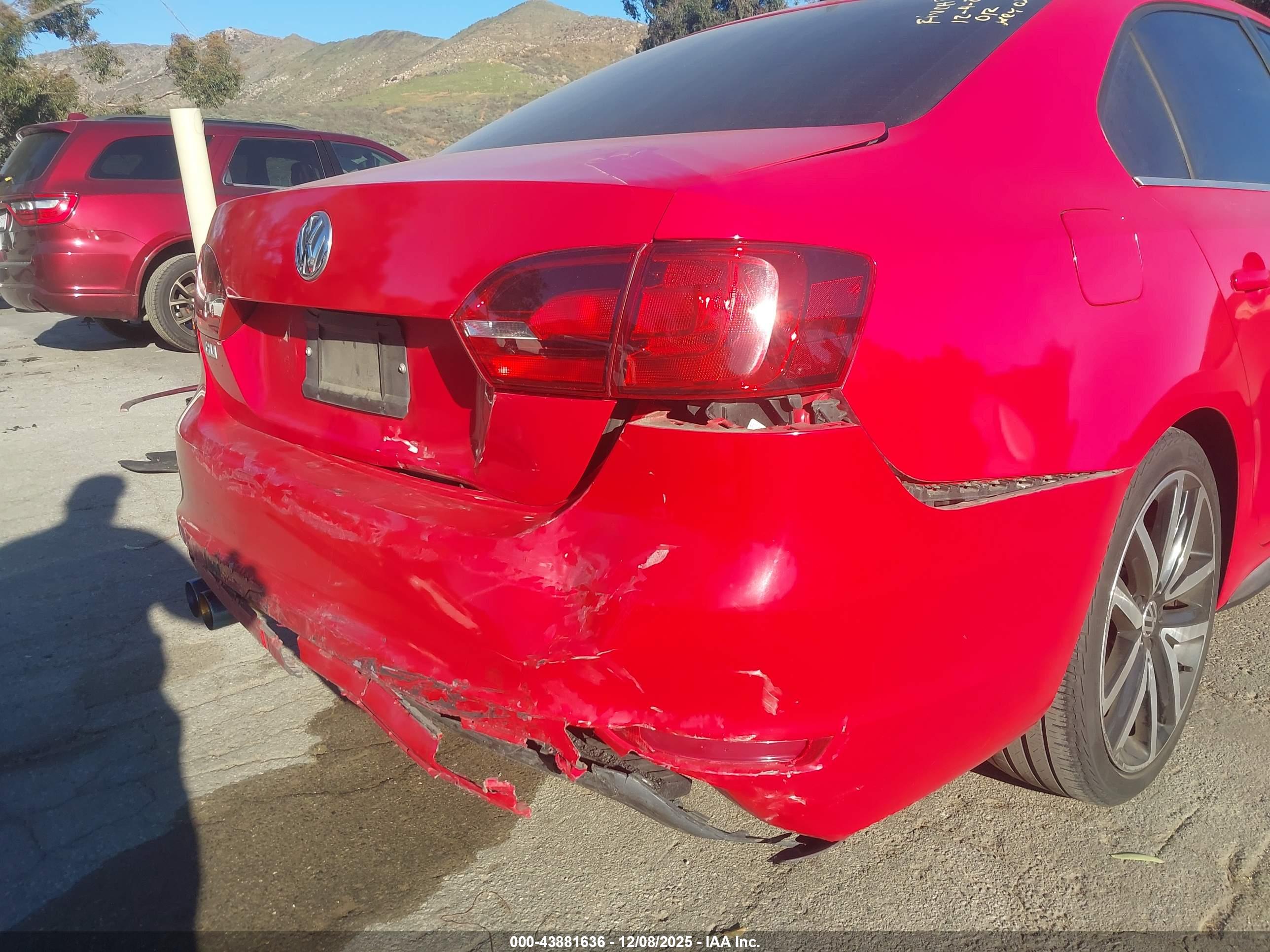 VOLKSWAGEN JETTA image 6