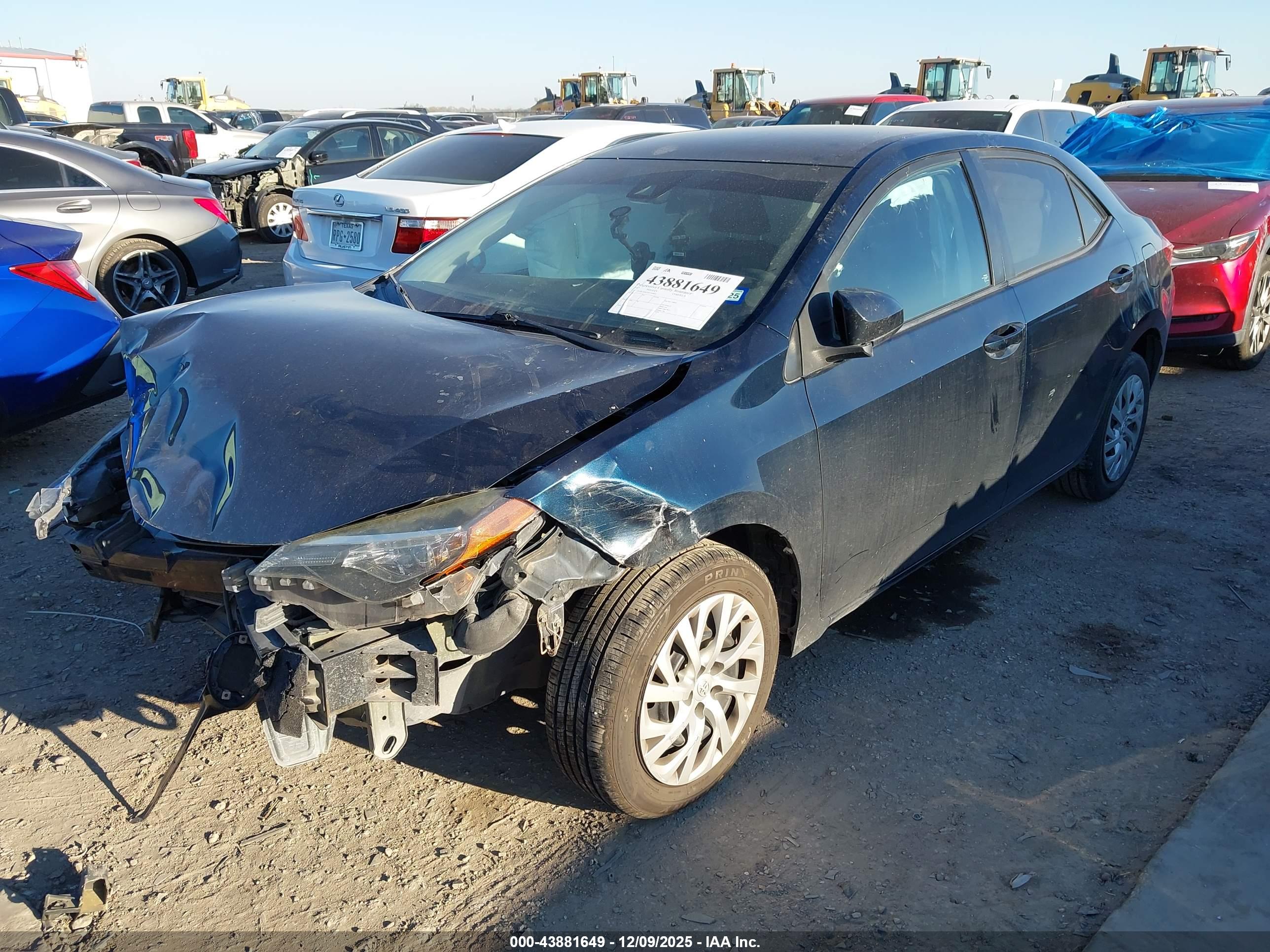 TOYOTA COROLLA image 2