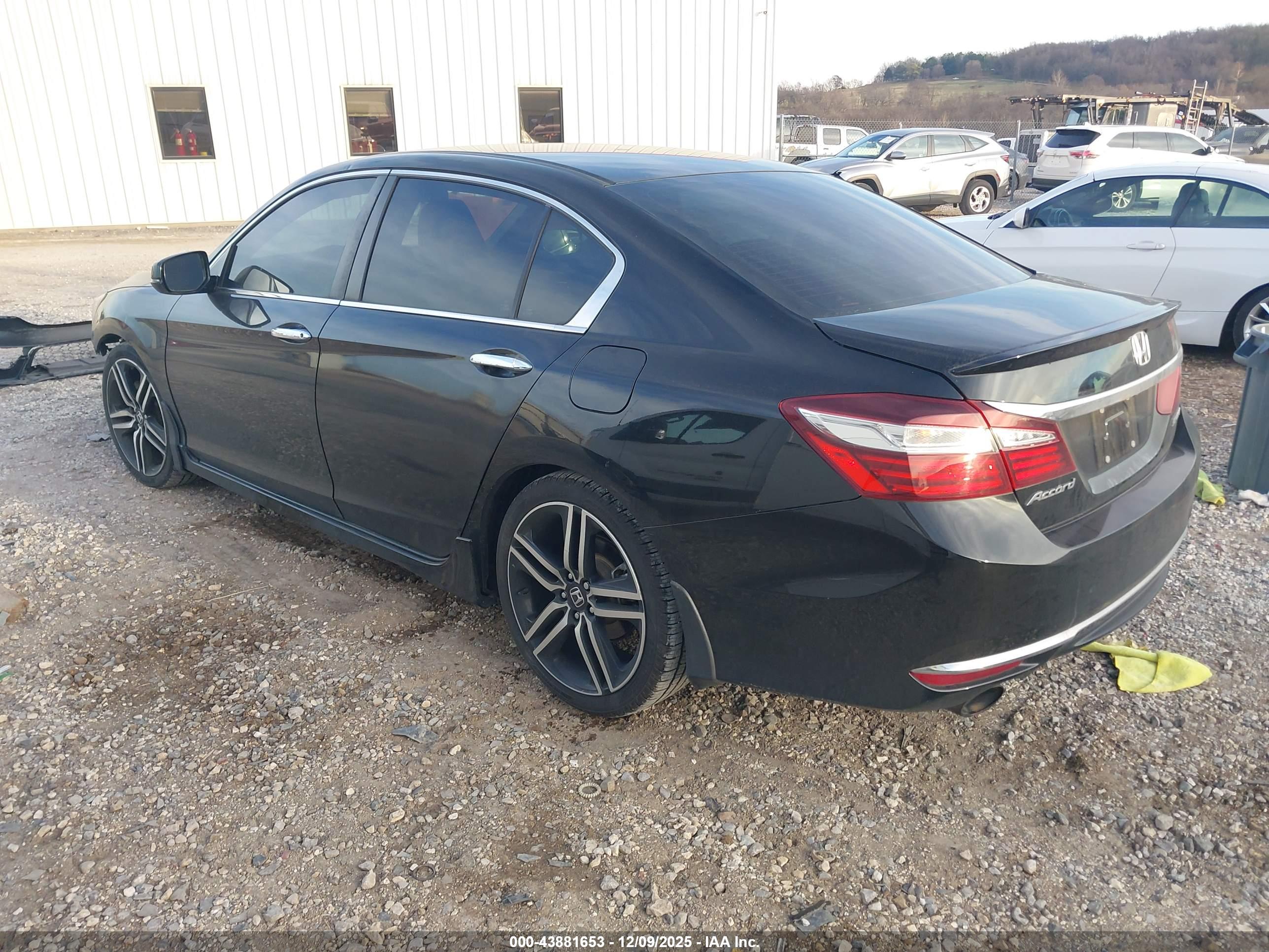 HONDA ACCORD image 3