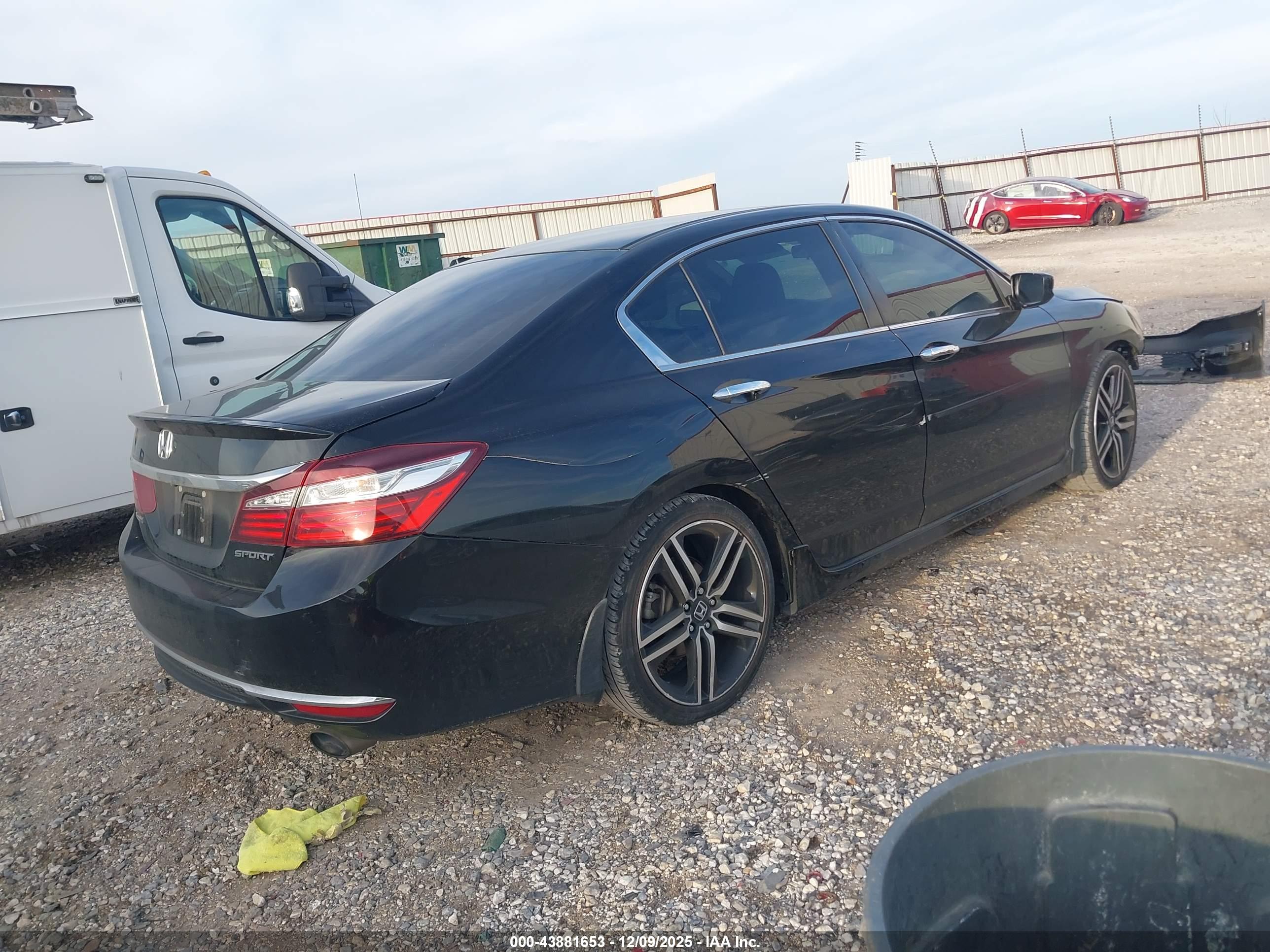 HONDA ACCORD image 4