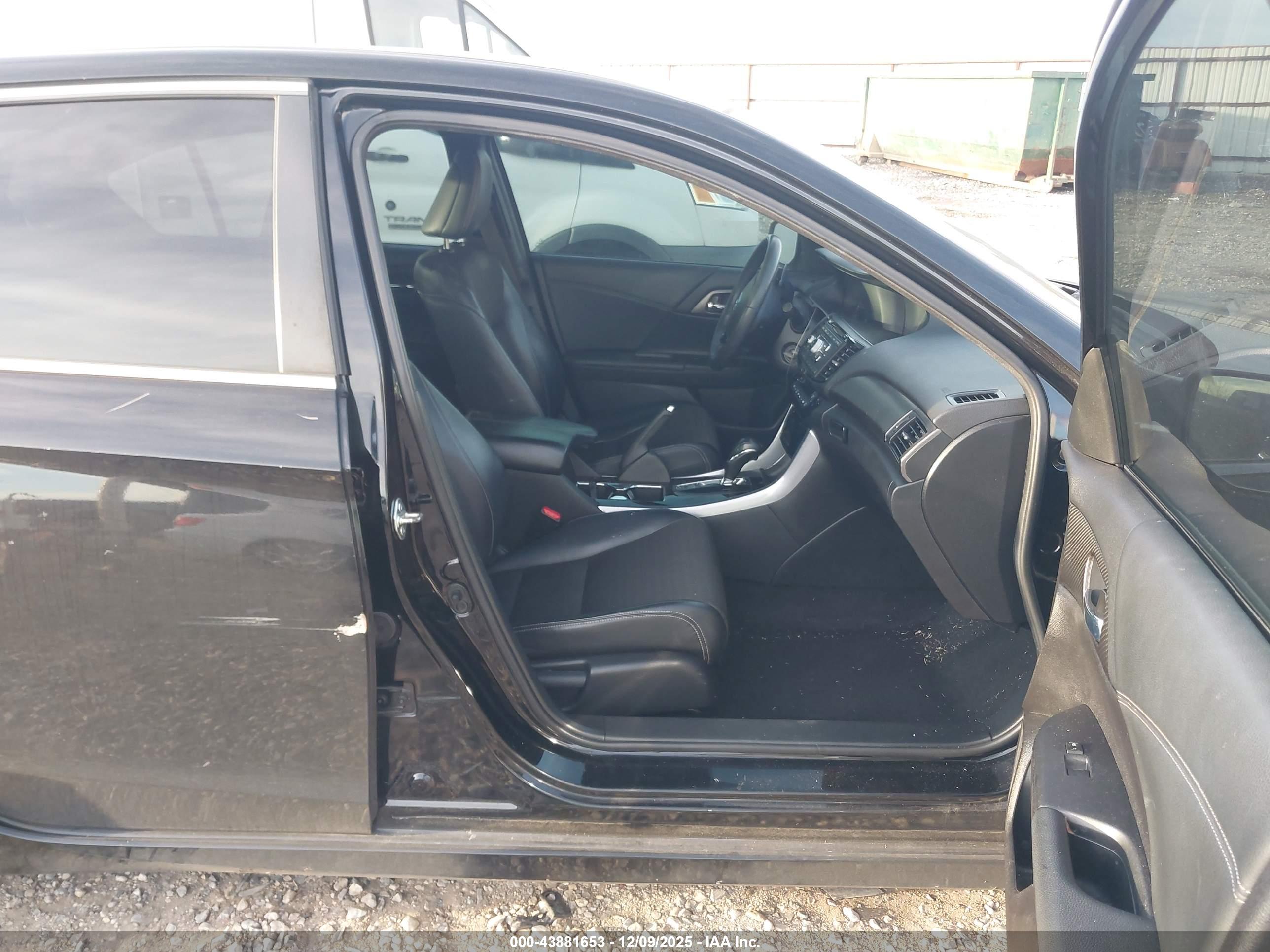 HONDA ACCORD image 5