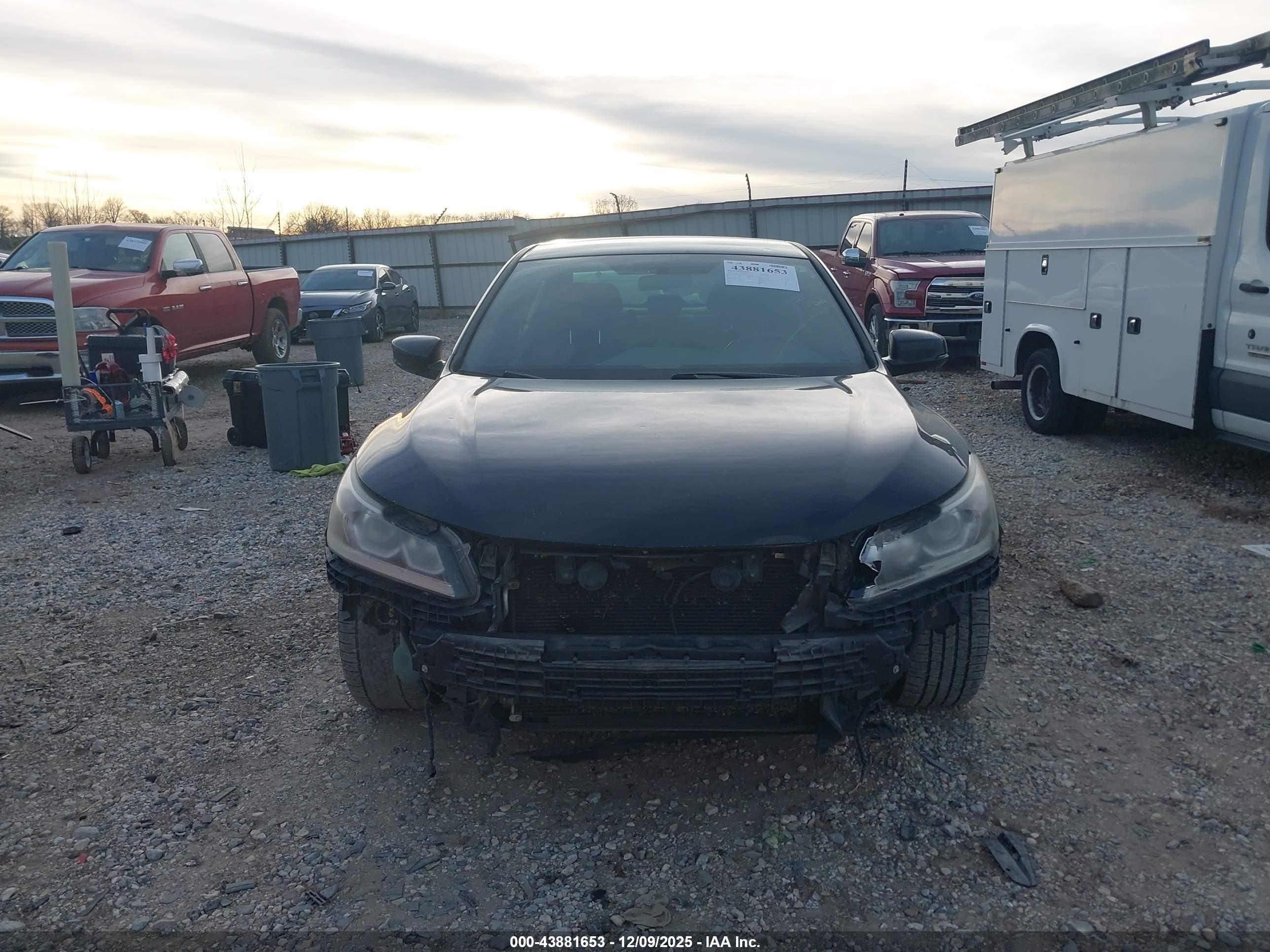 HONDA ACCORD image 6