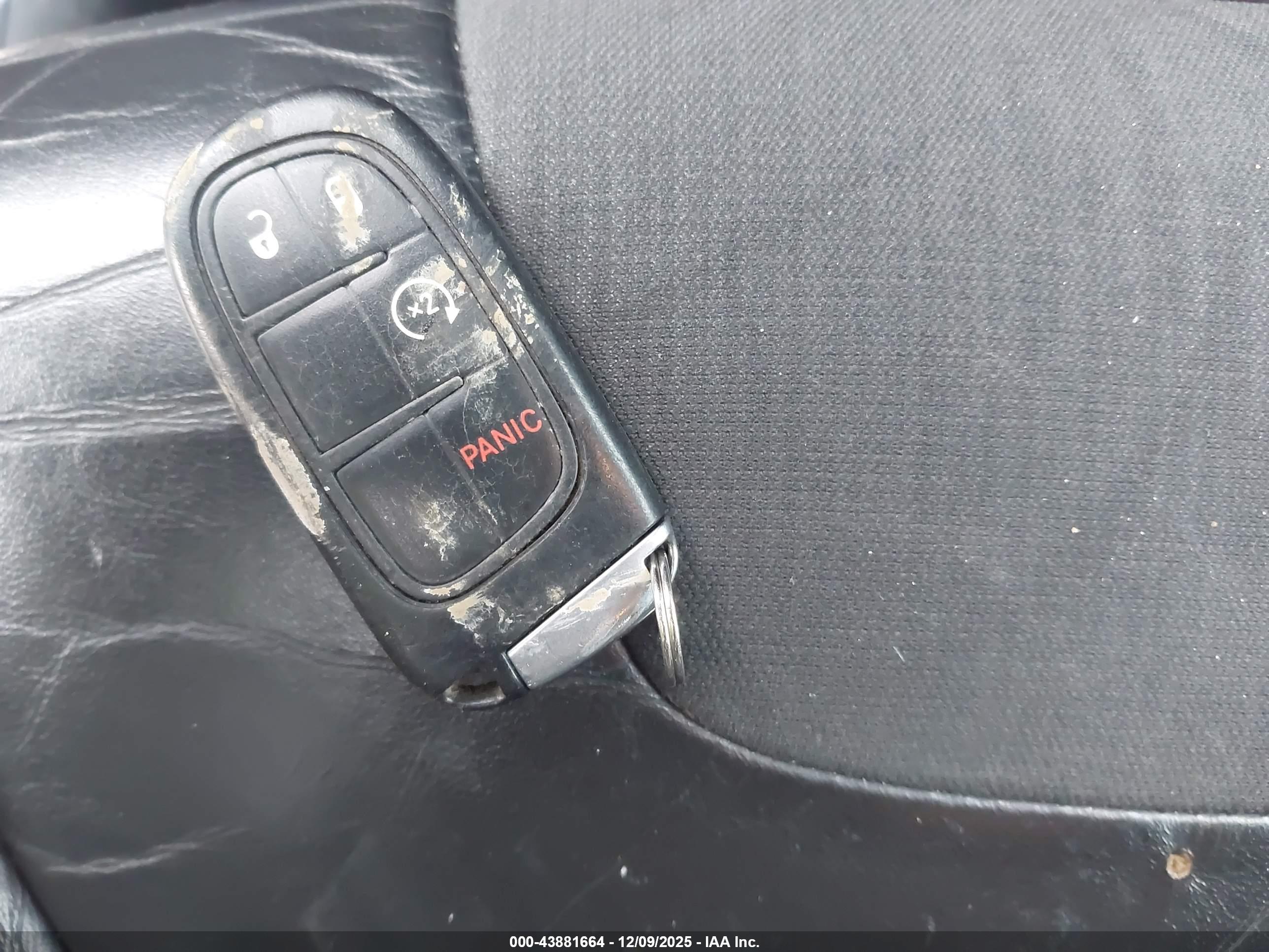 JEEP CHEROKEE image 11