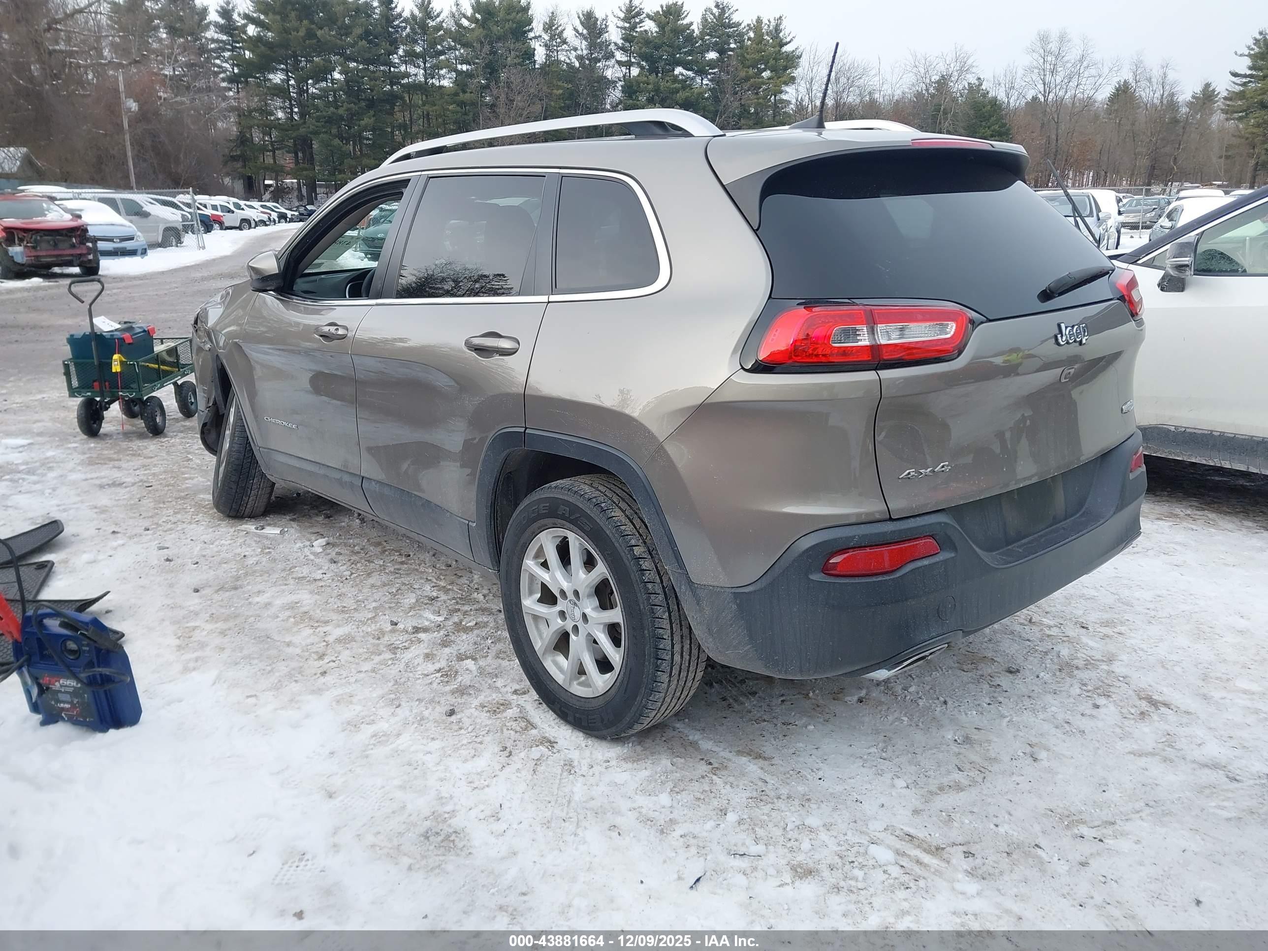 JEEP CHEROKEE image 3