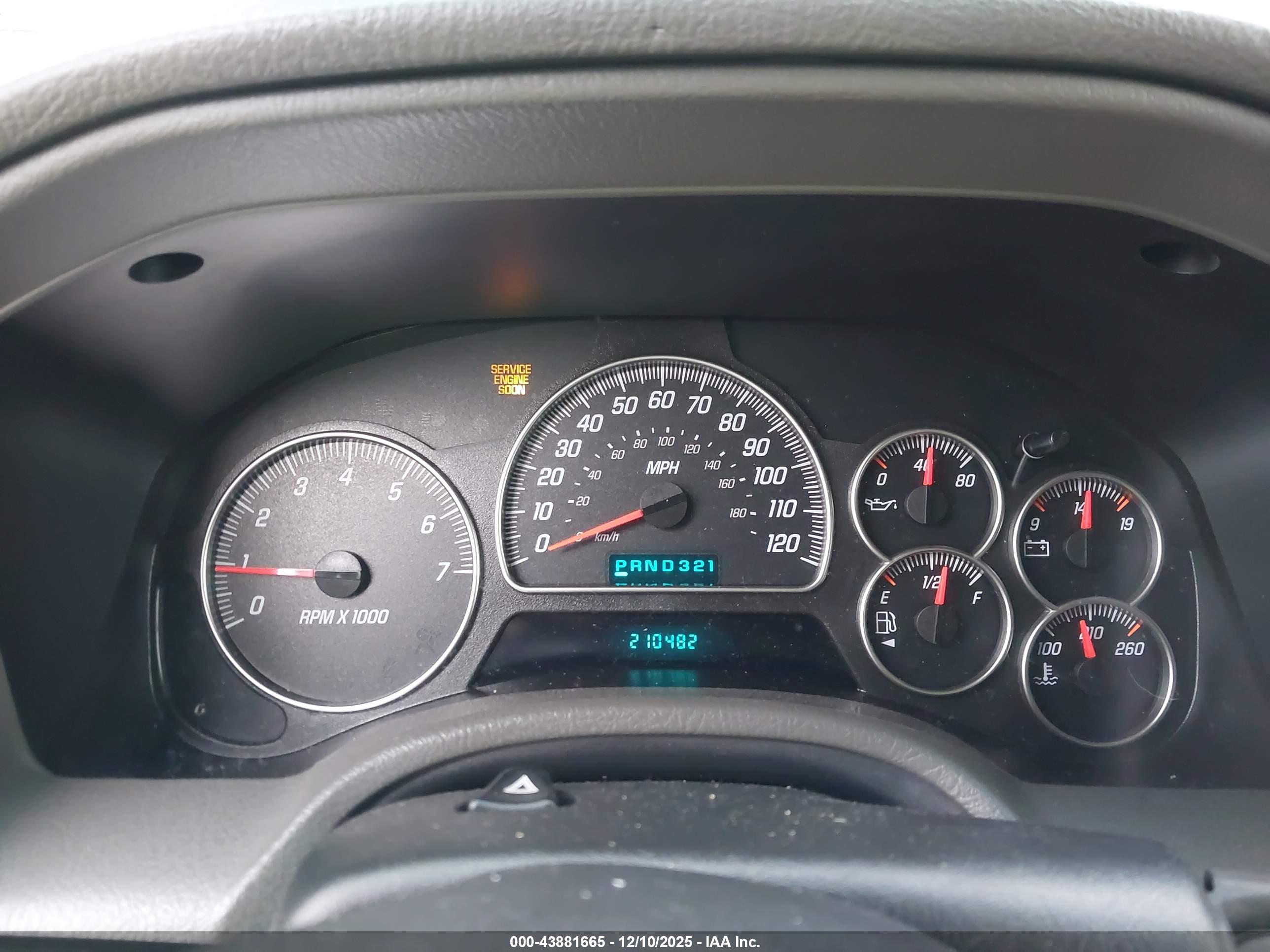 GMC ENVOY image 7
