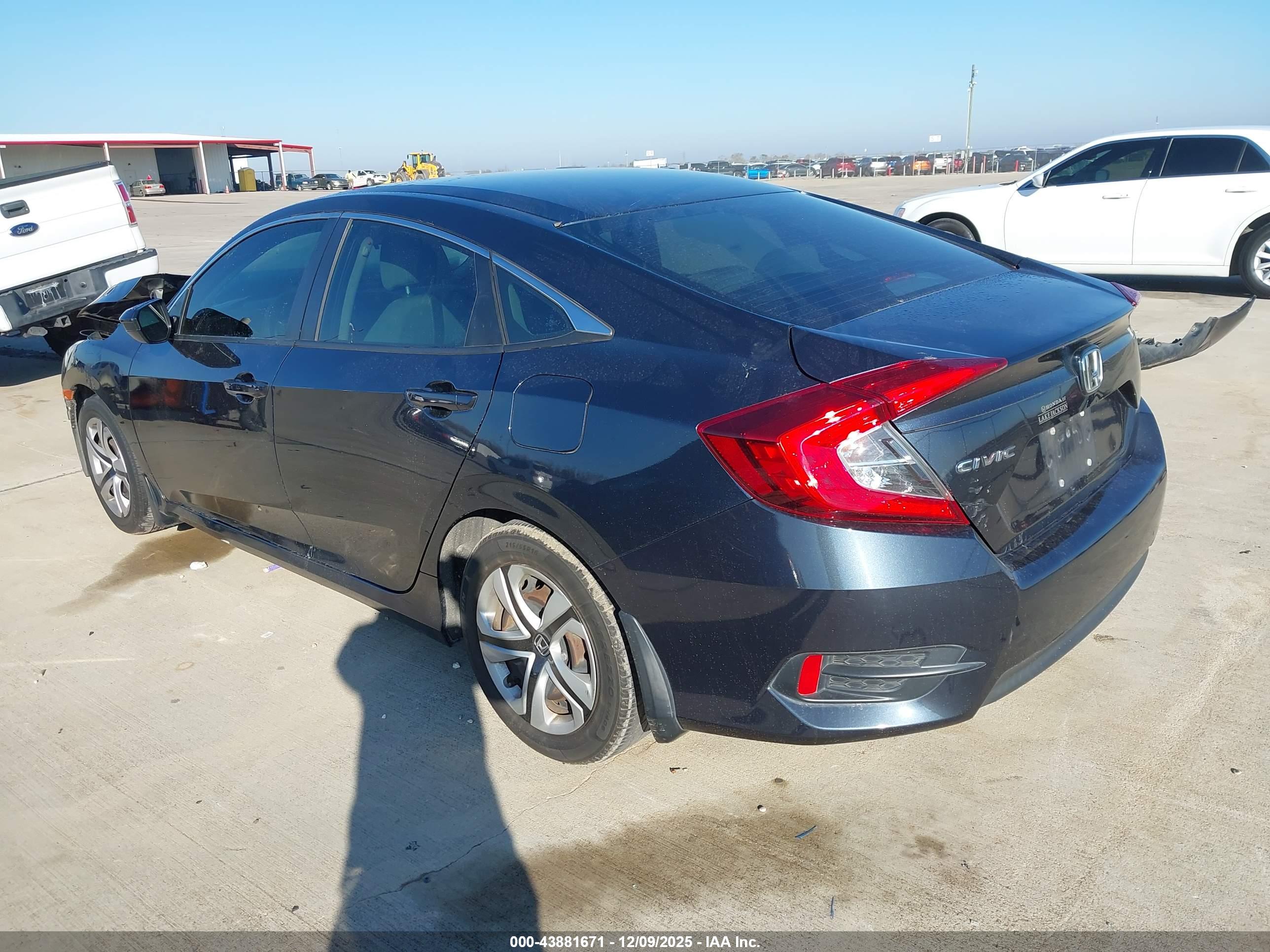 HONDA CIVIC image 3