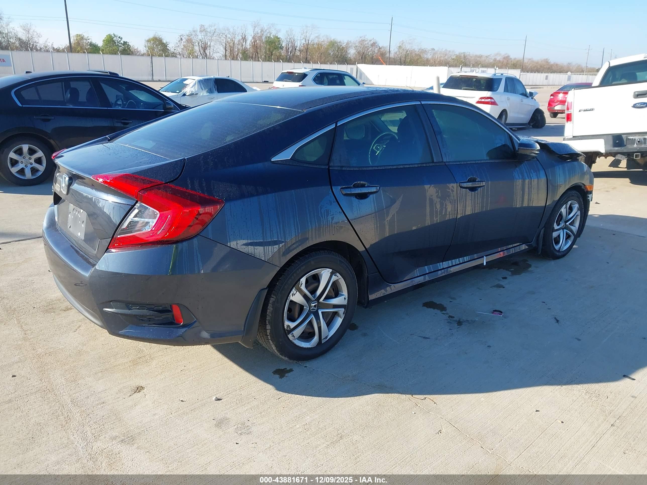 HONDA CIVIC image 4
