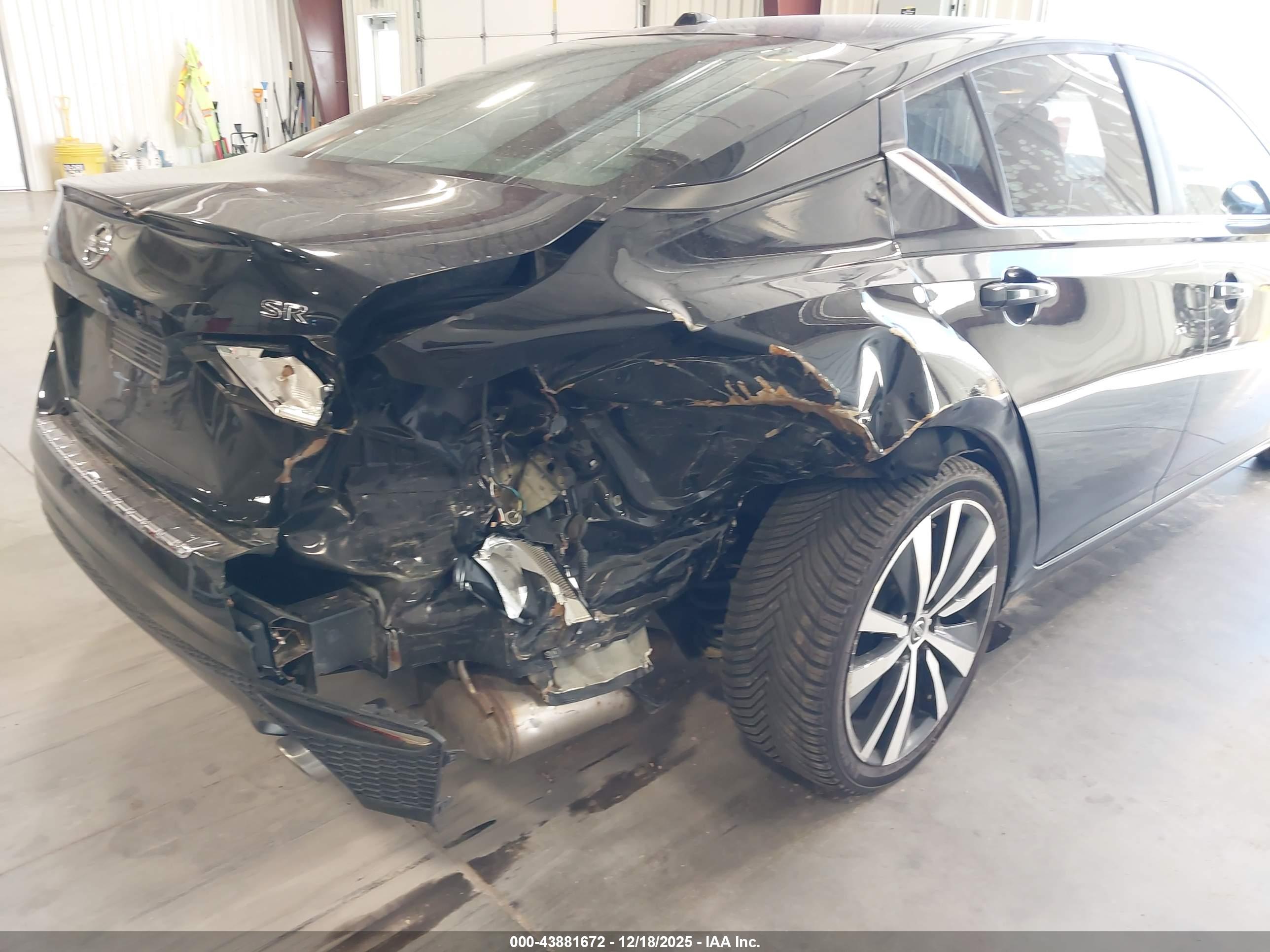 NISSAN ALTIMA image 6