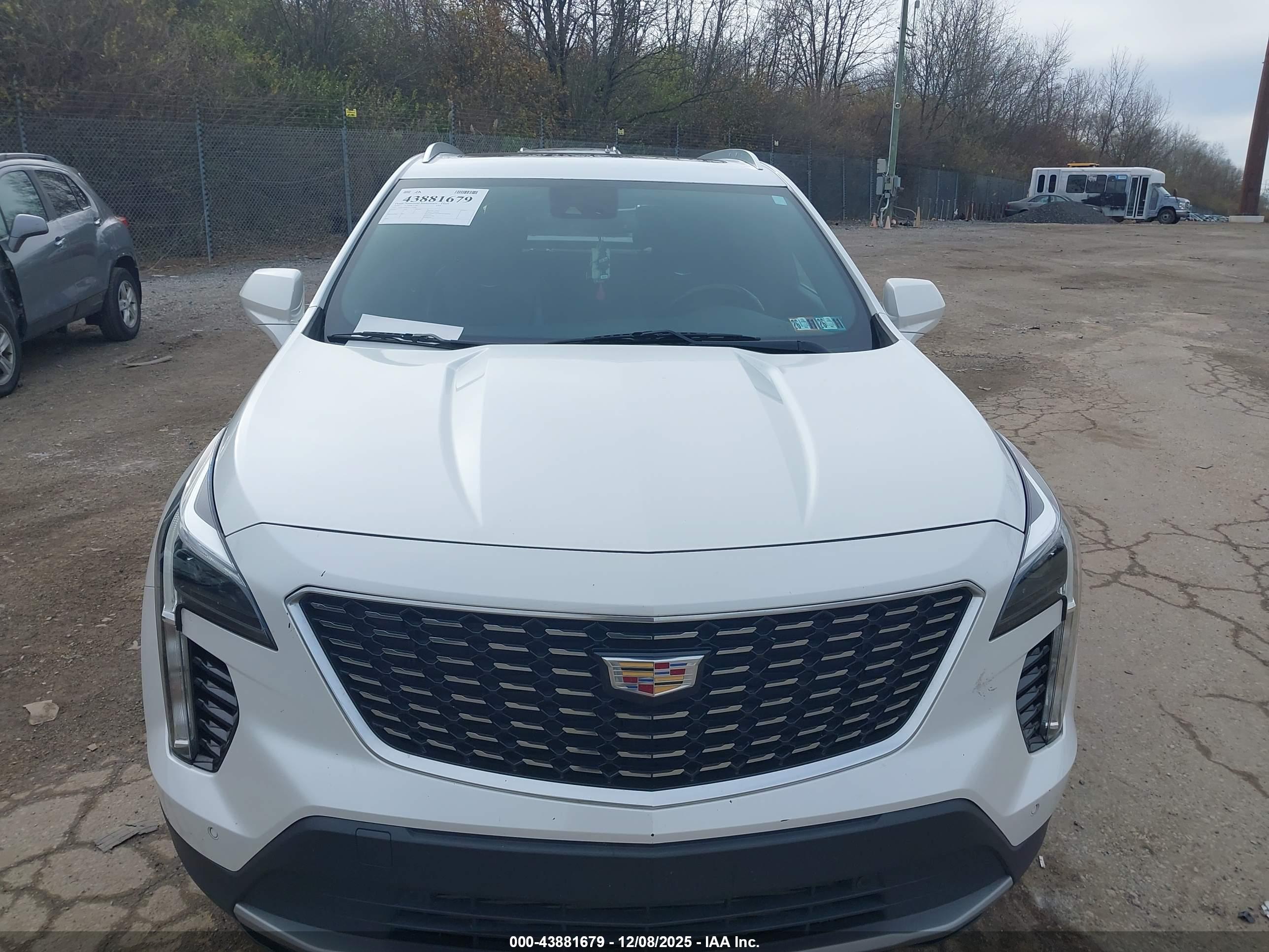 CADILLAC XT4 image 6