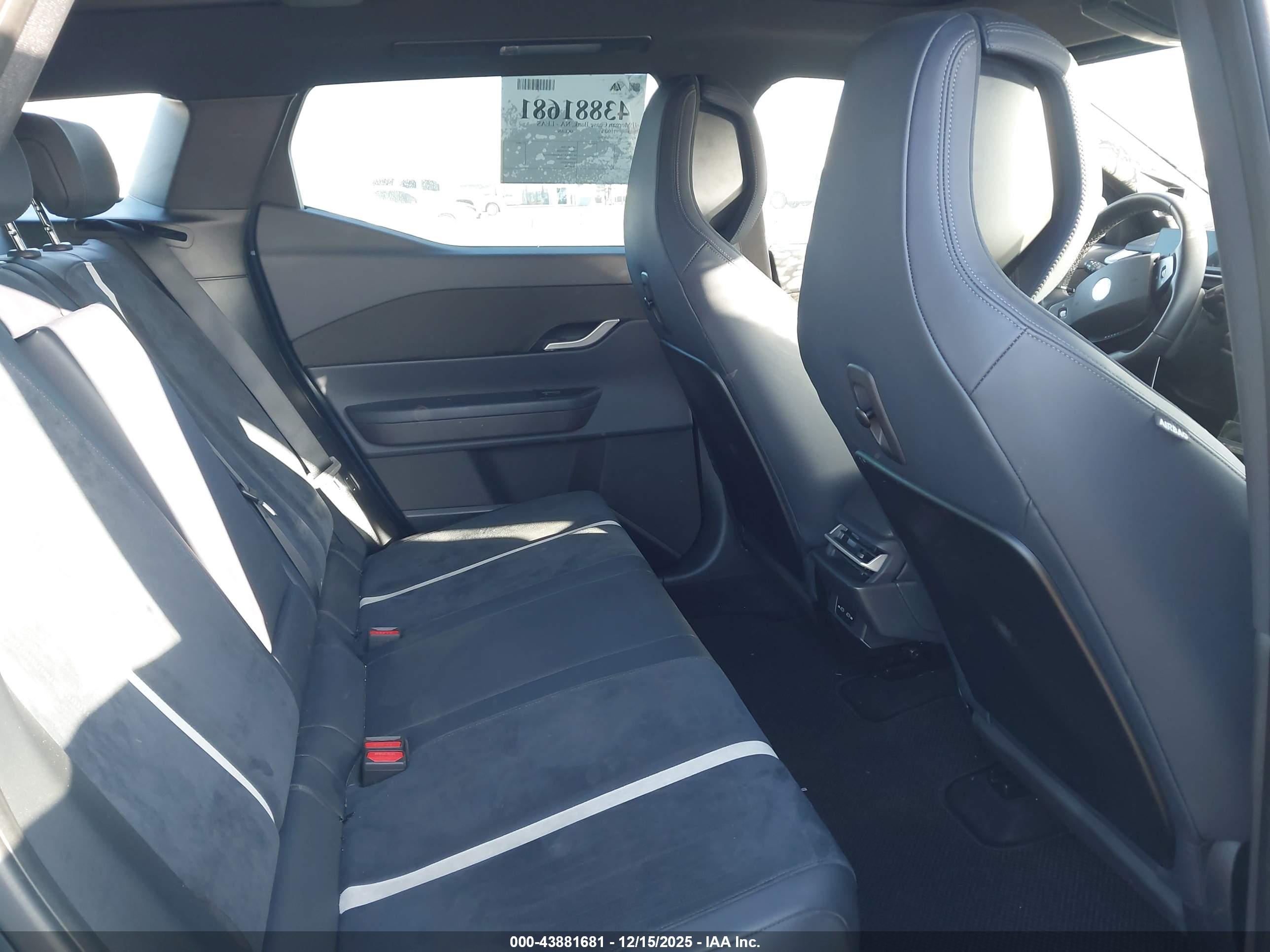 FISKER OCEAN image 8