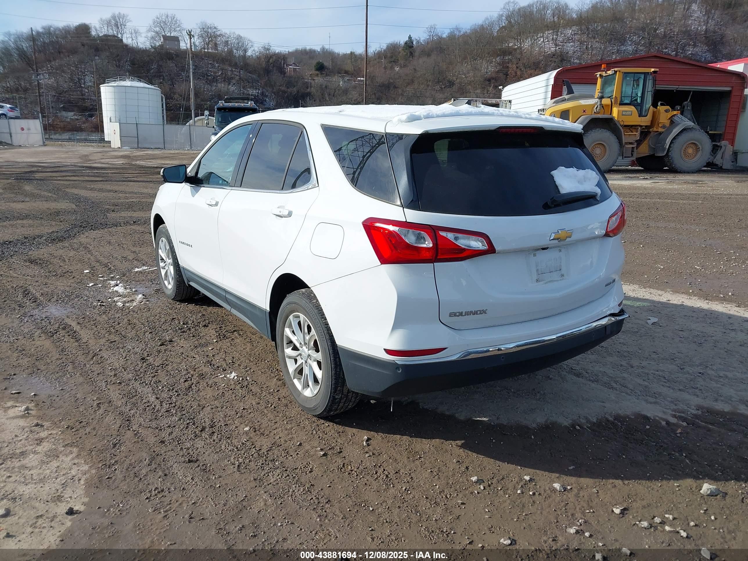 CHEVROLET EQUINOX image 3