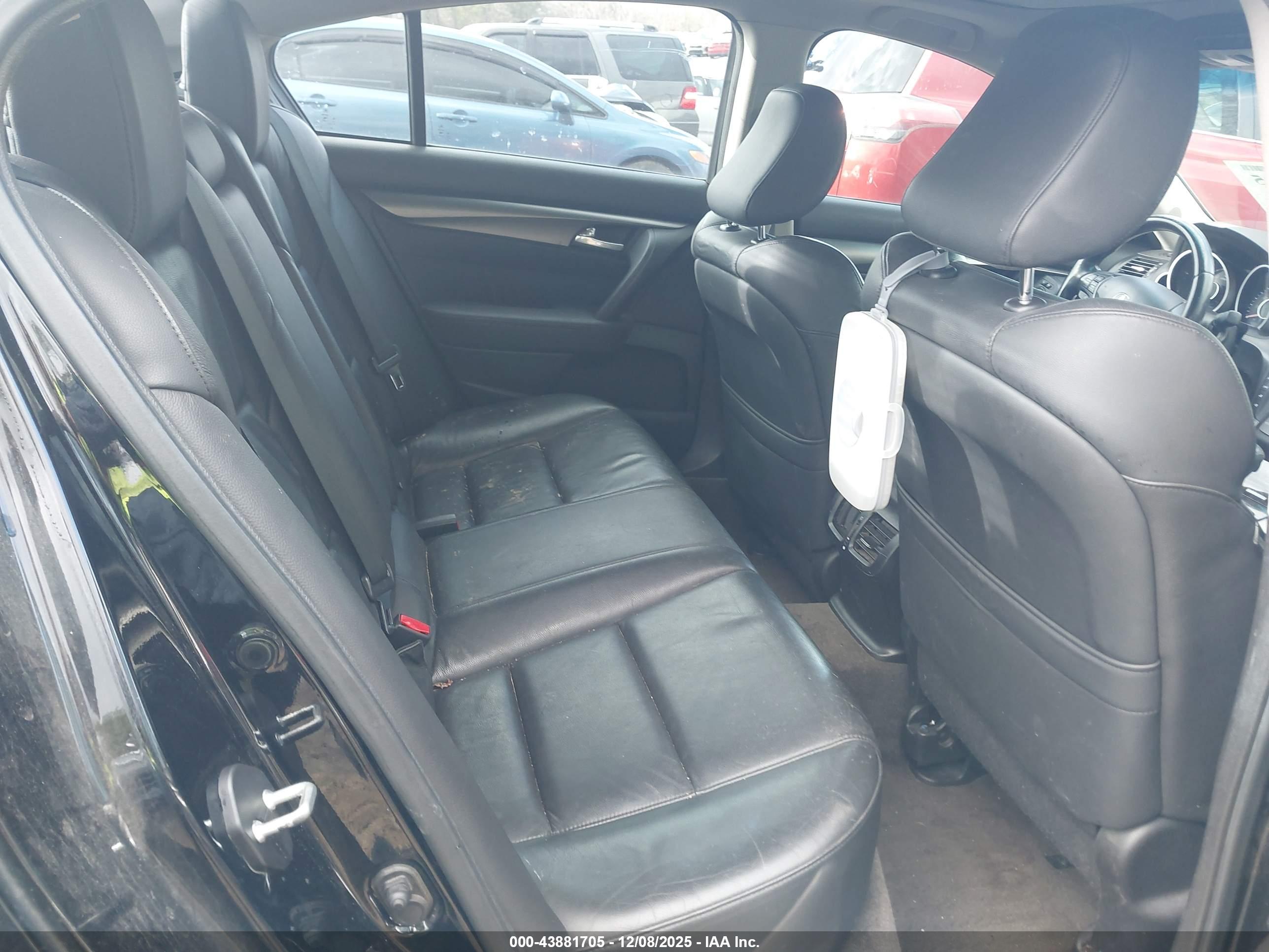 ACURA TL image 8