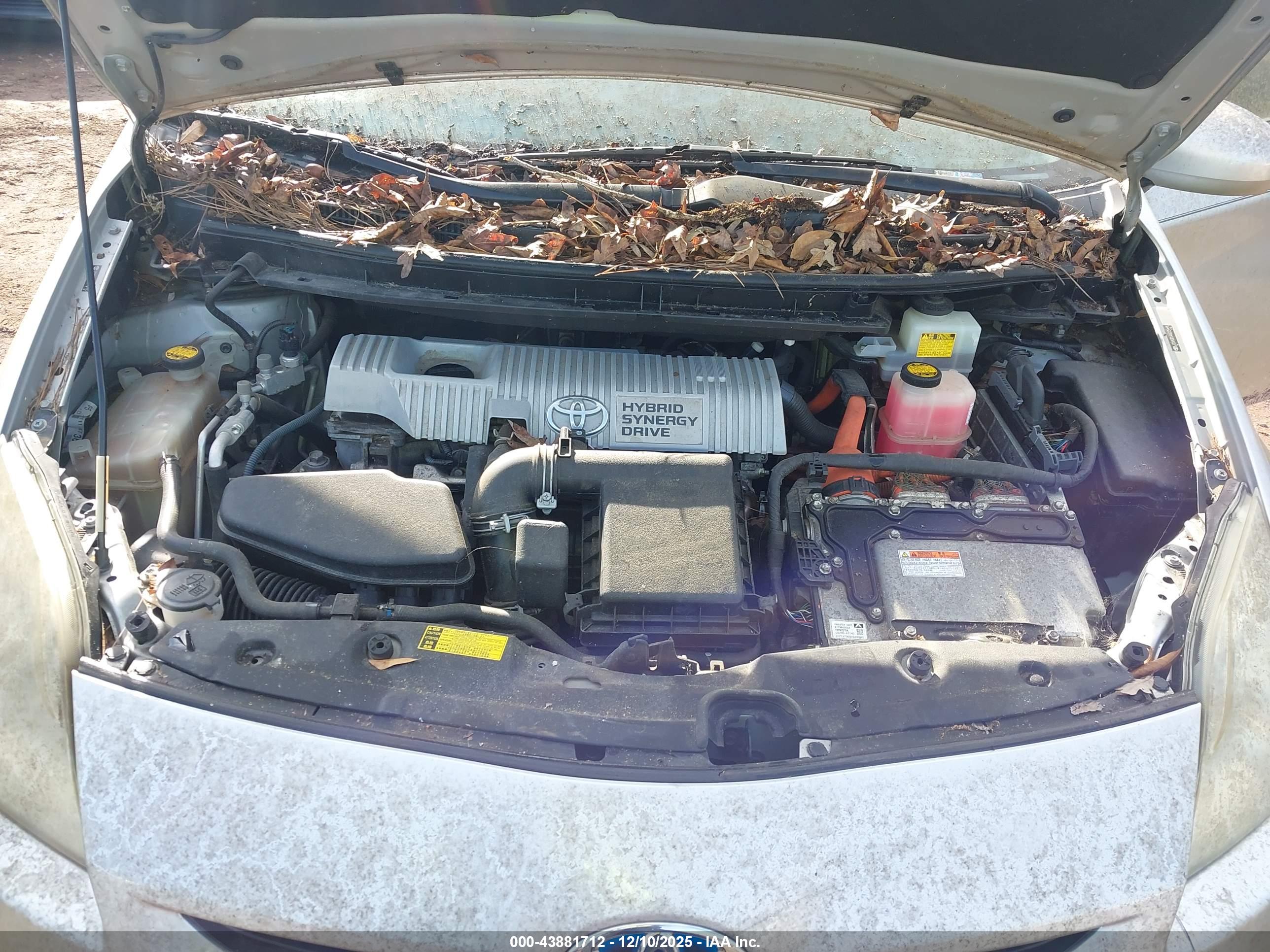 TOYOTA PRIUS image 10