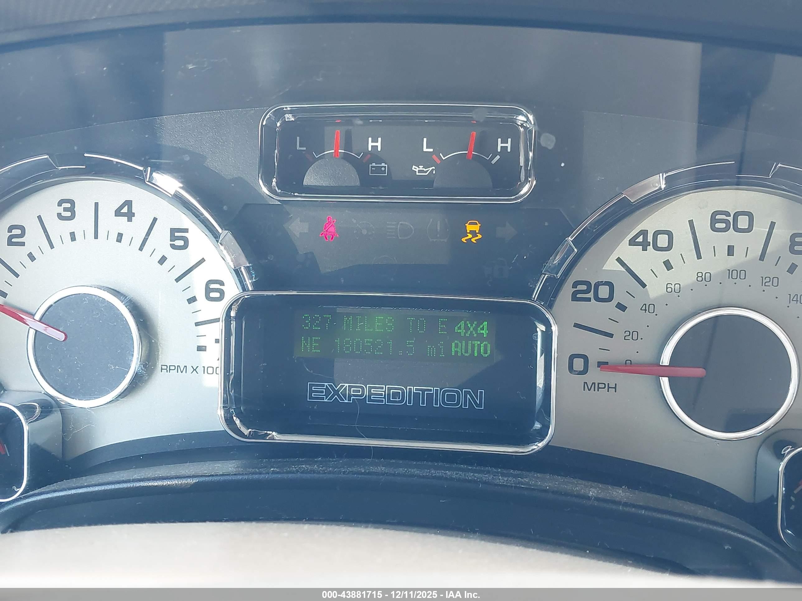 FORD EXPEDITION image 7