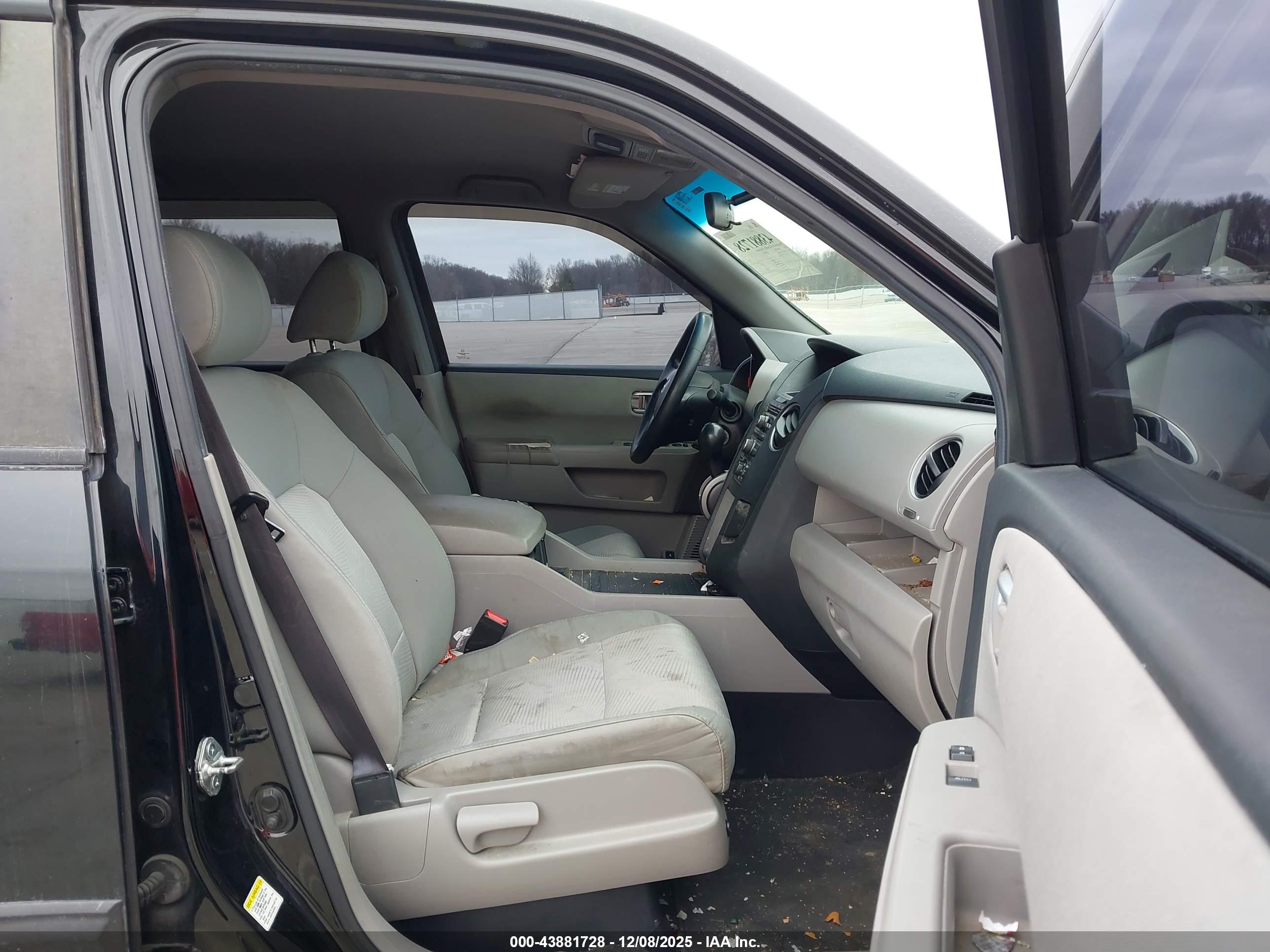 HONDA PILOT image 5