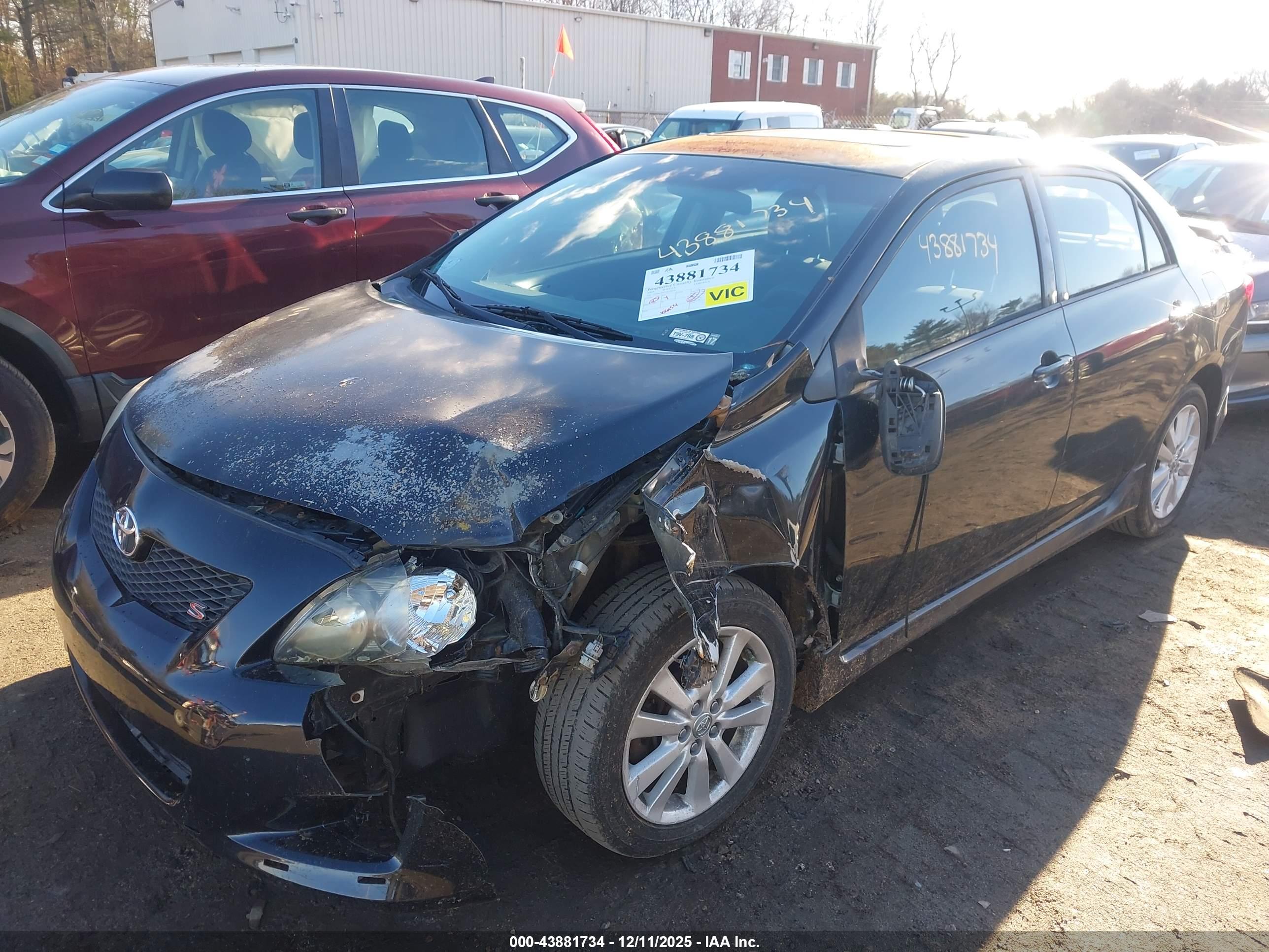 TOYOTA COROLLA image 2