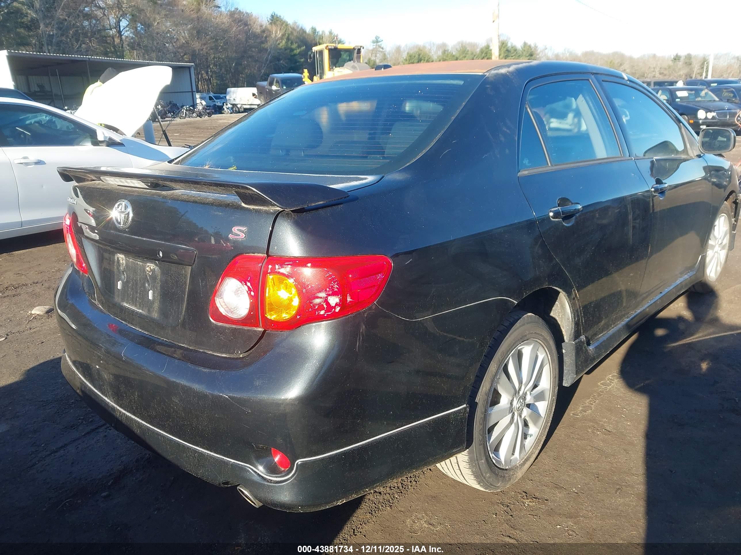 TOYOTA COROLLA image 4