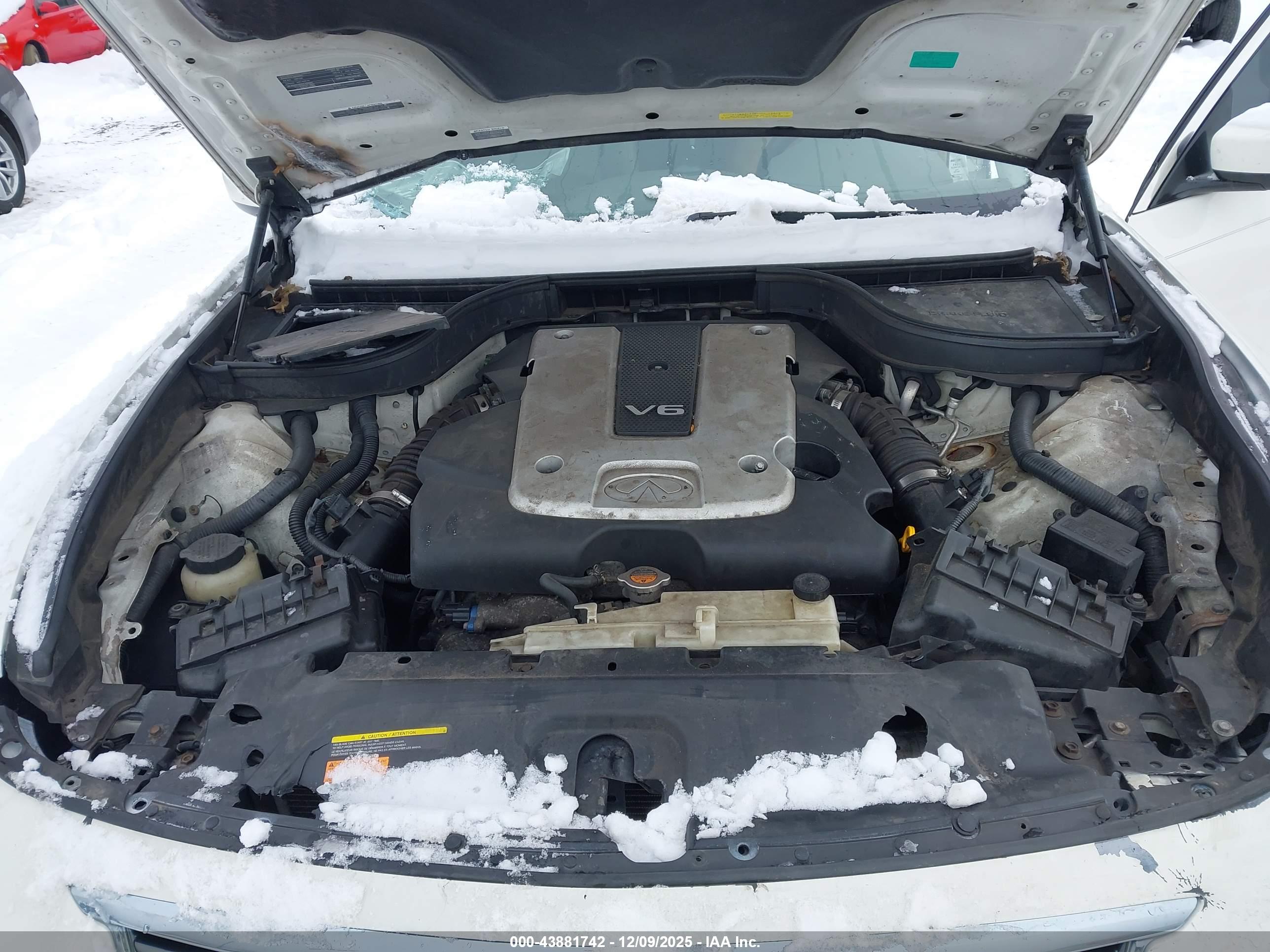 INFINITI G25X image 10
