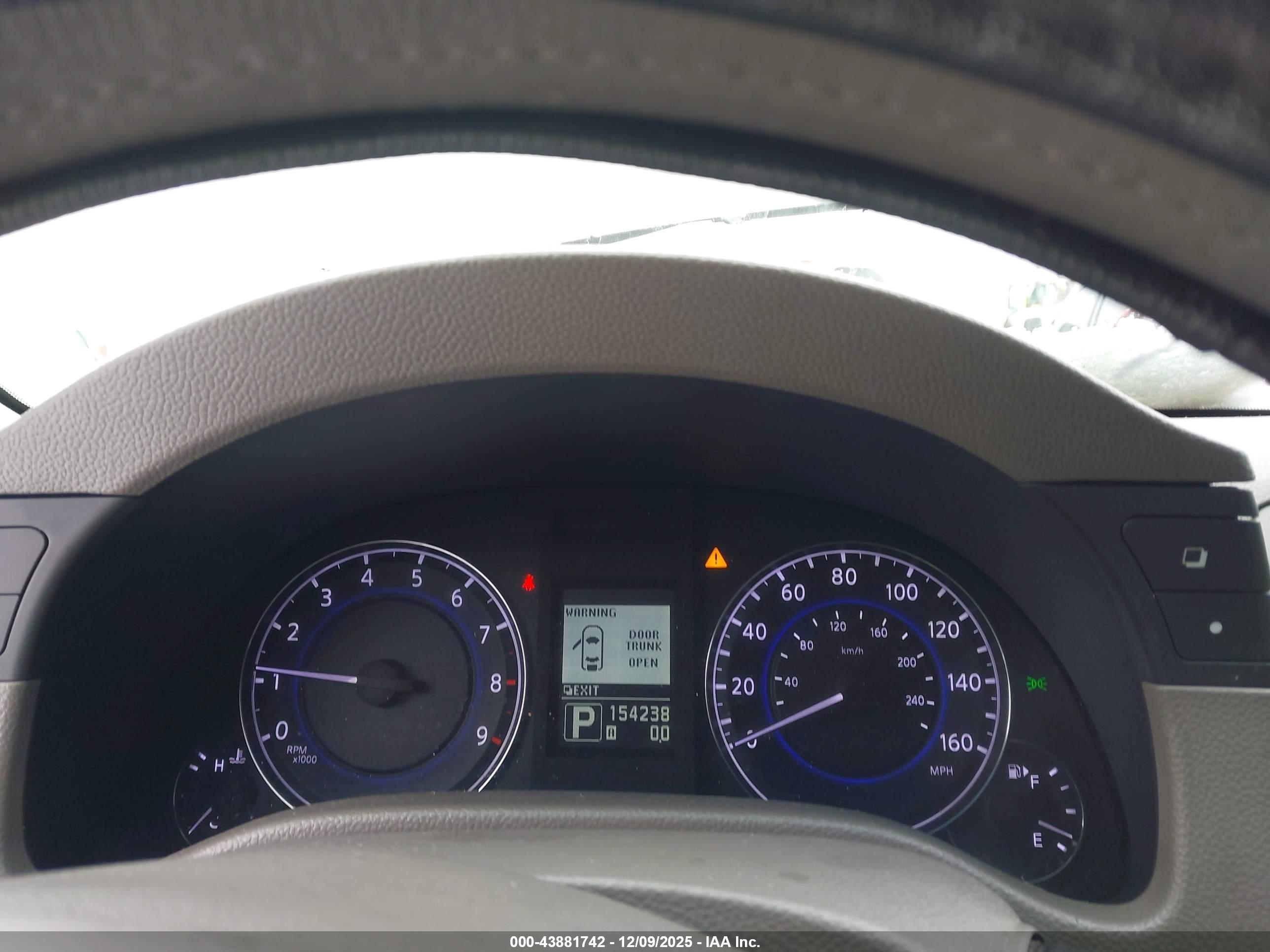 INFINITI G25X image 7