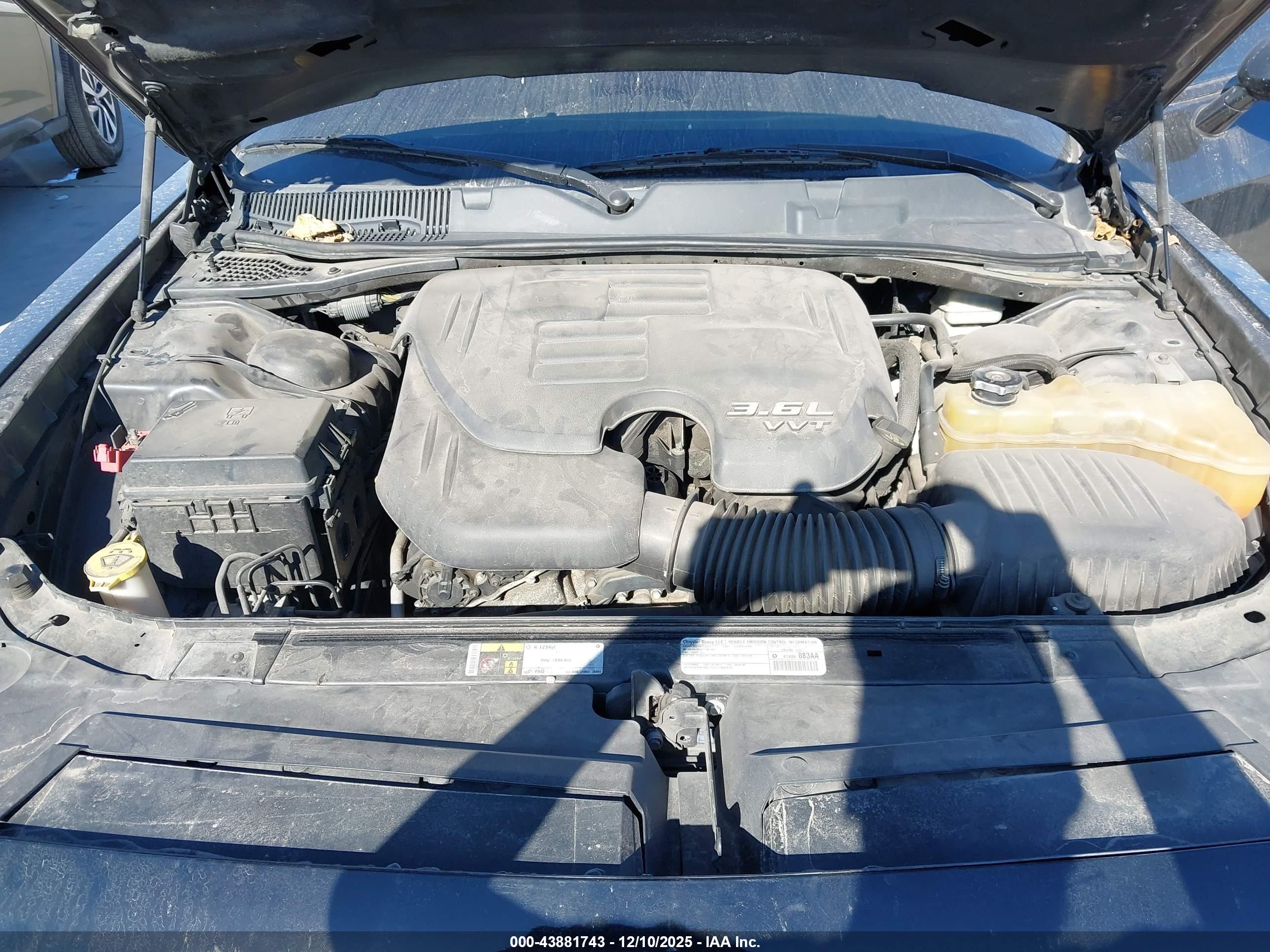 DODGE CHALLENGER image 10