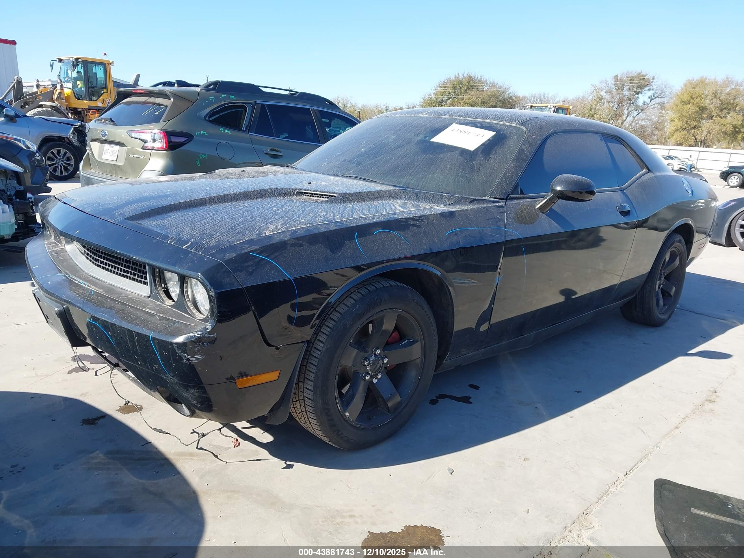 DODGE CHALLENGER image 2