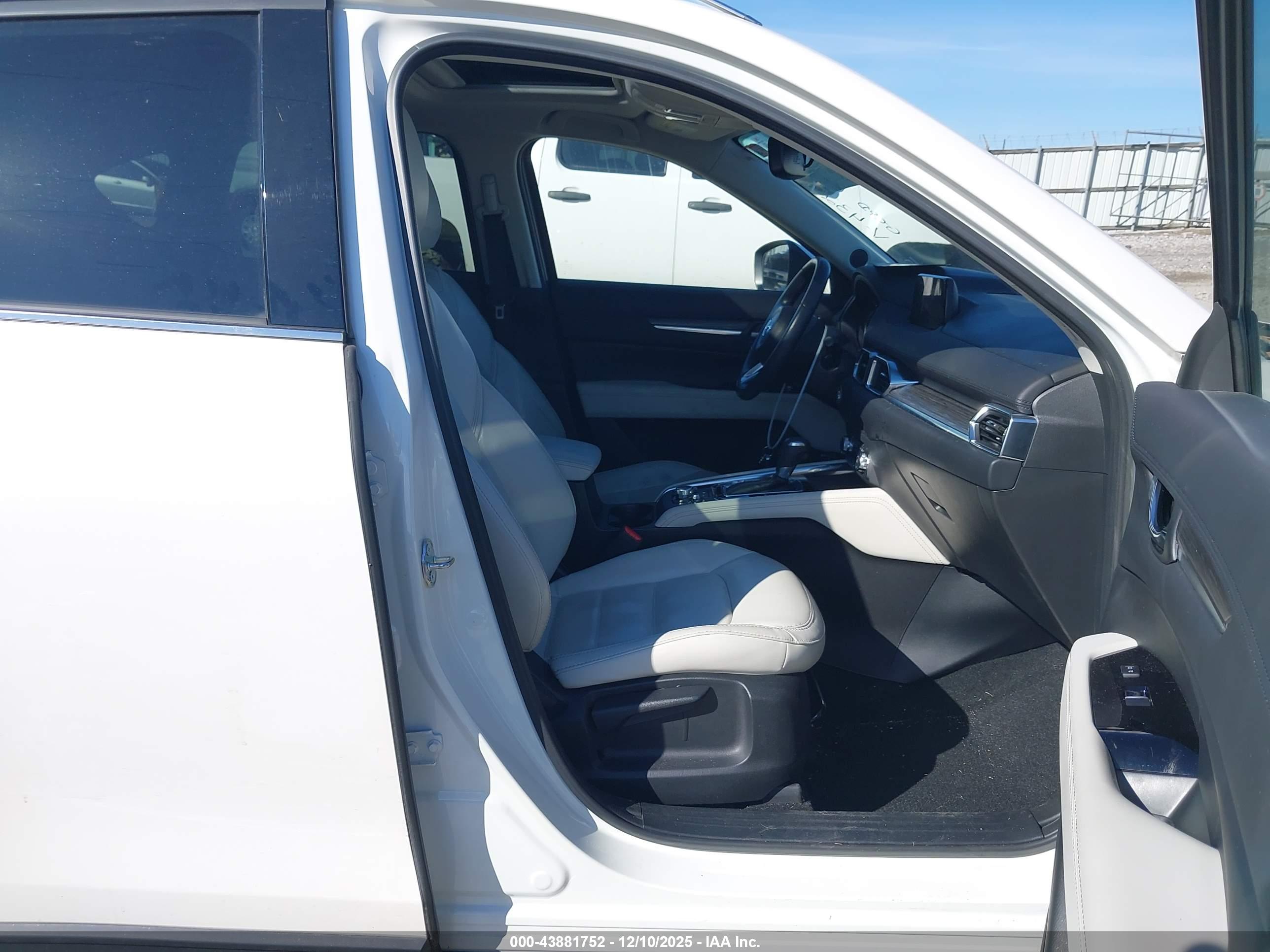MAZDA CX-5 image 5