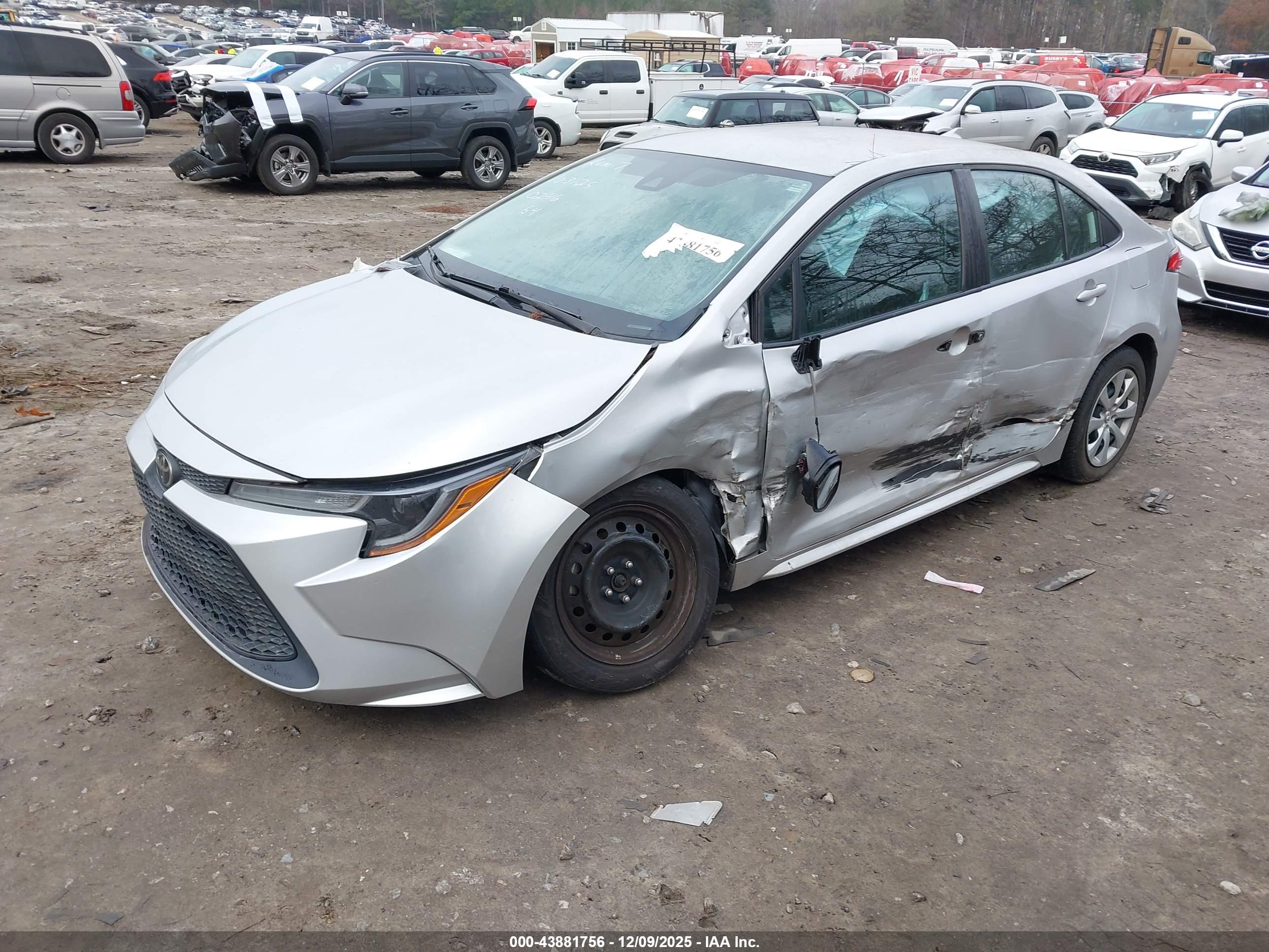 TOYOTA COROLLA image 2