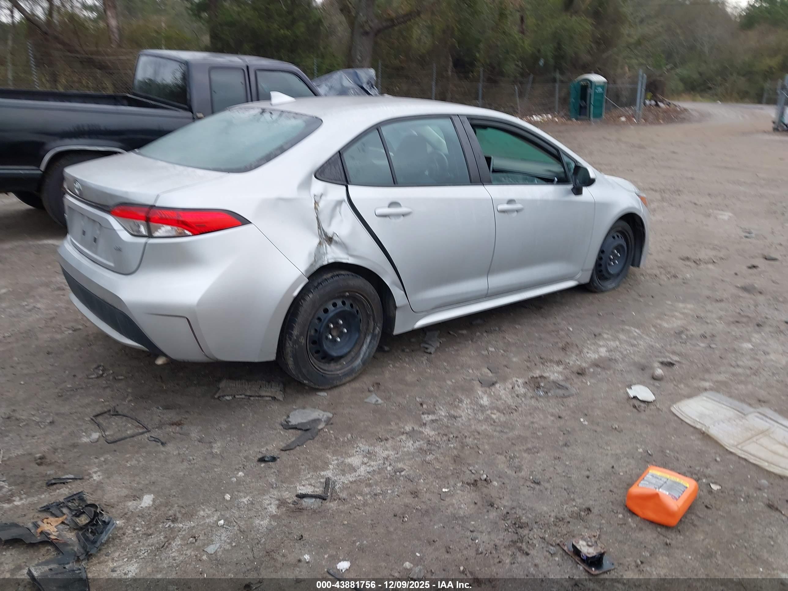 TOYOTA COROLLA image 4