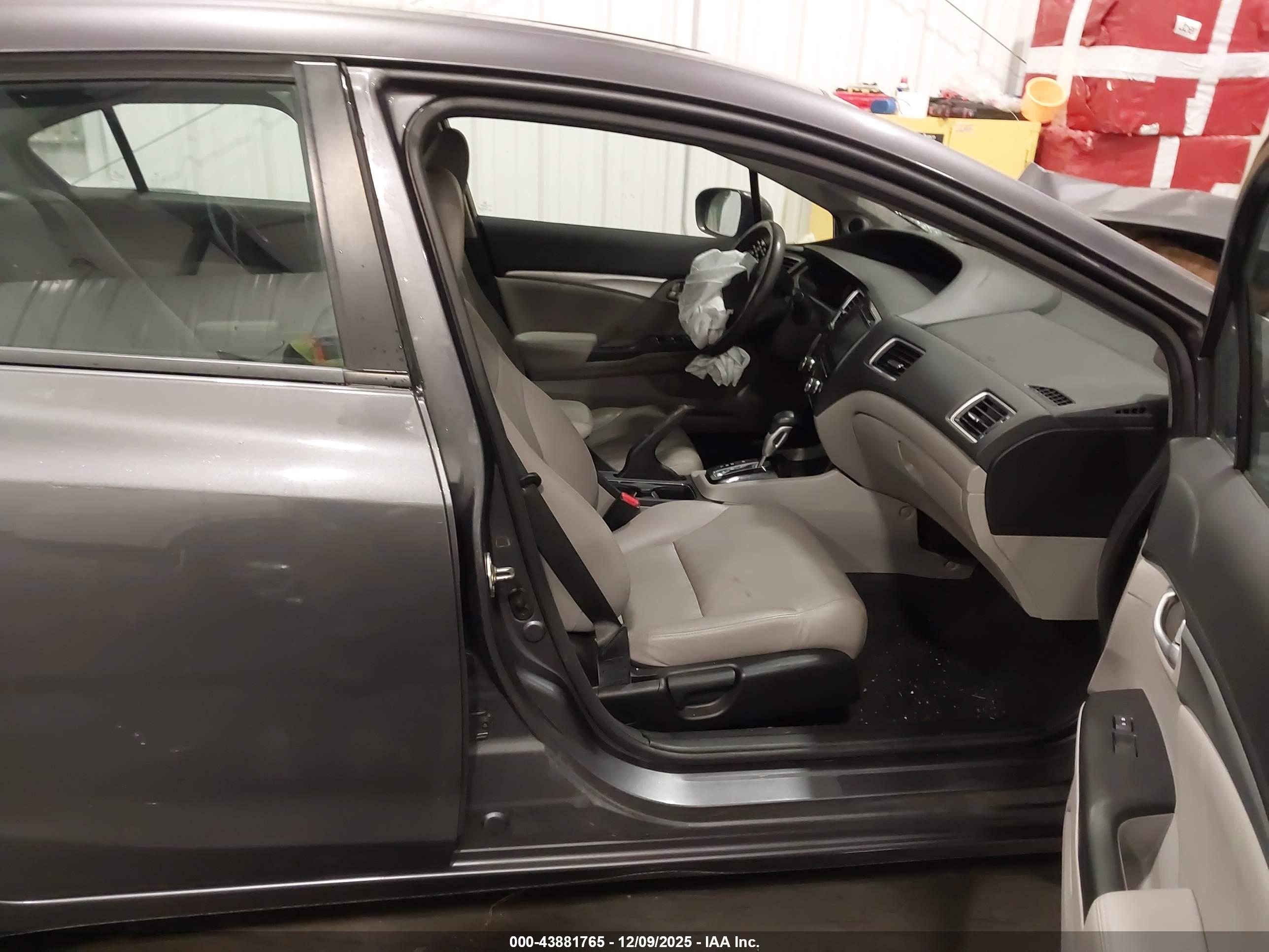 HONDA CIVIC image 5