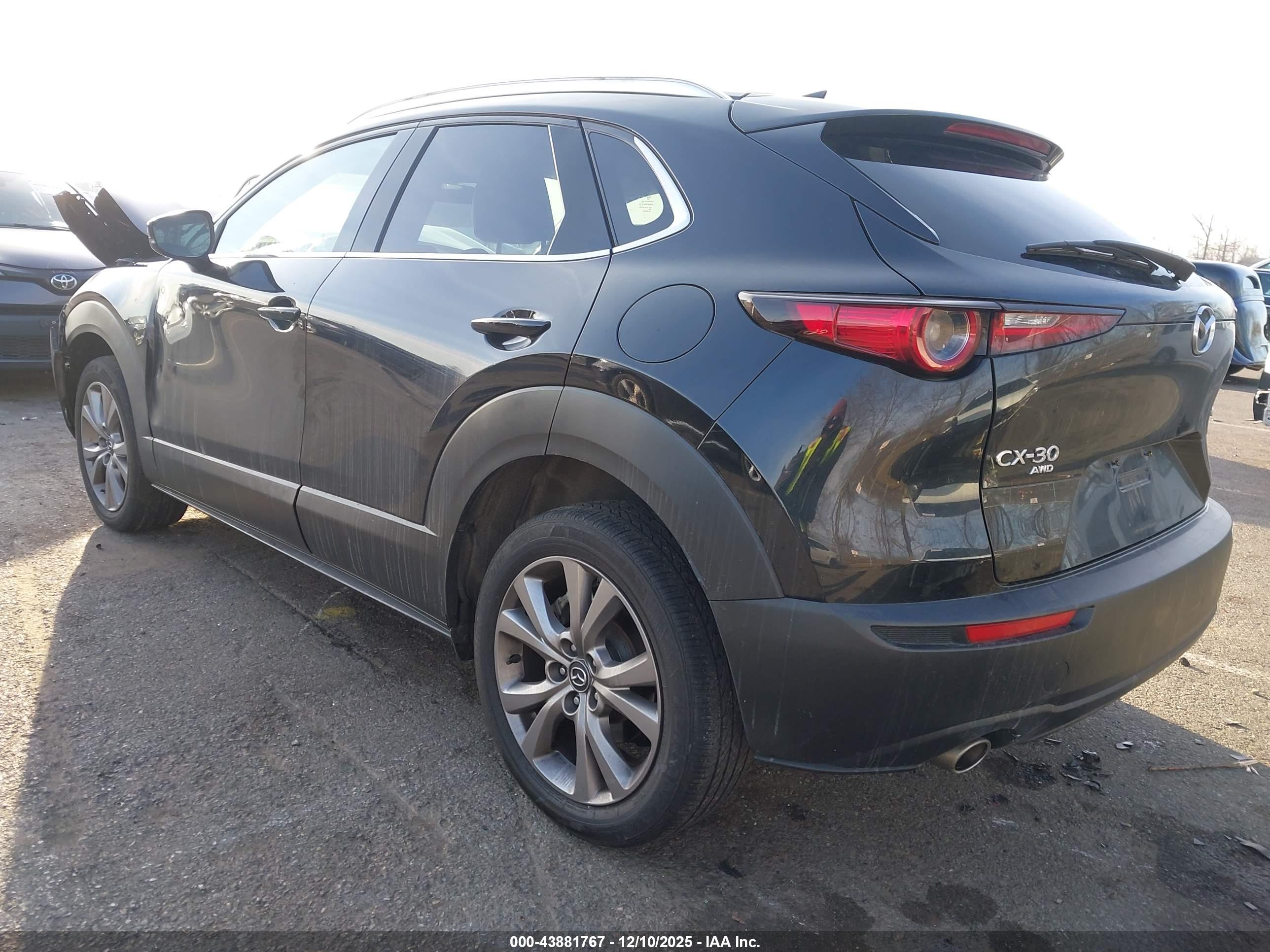 MAZDA CX-30 image 3