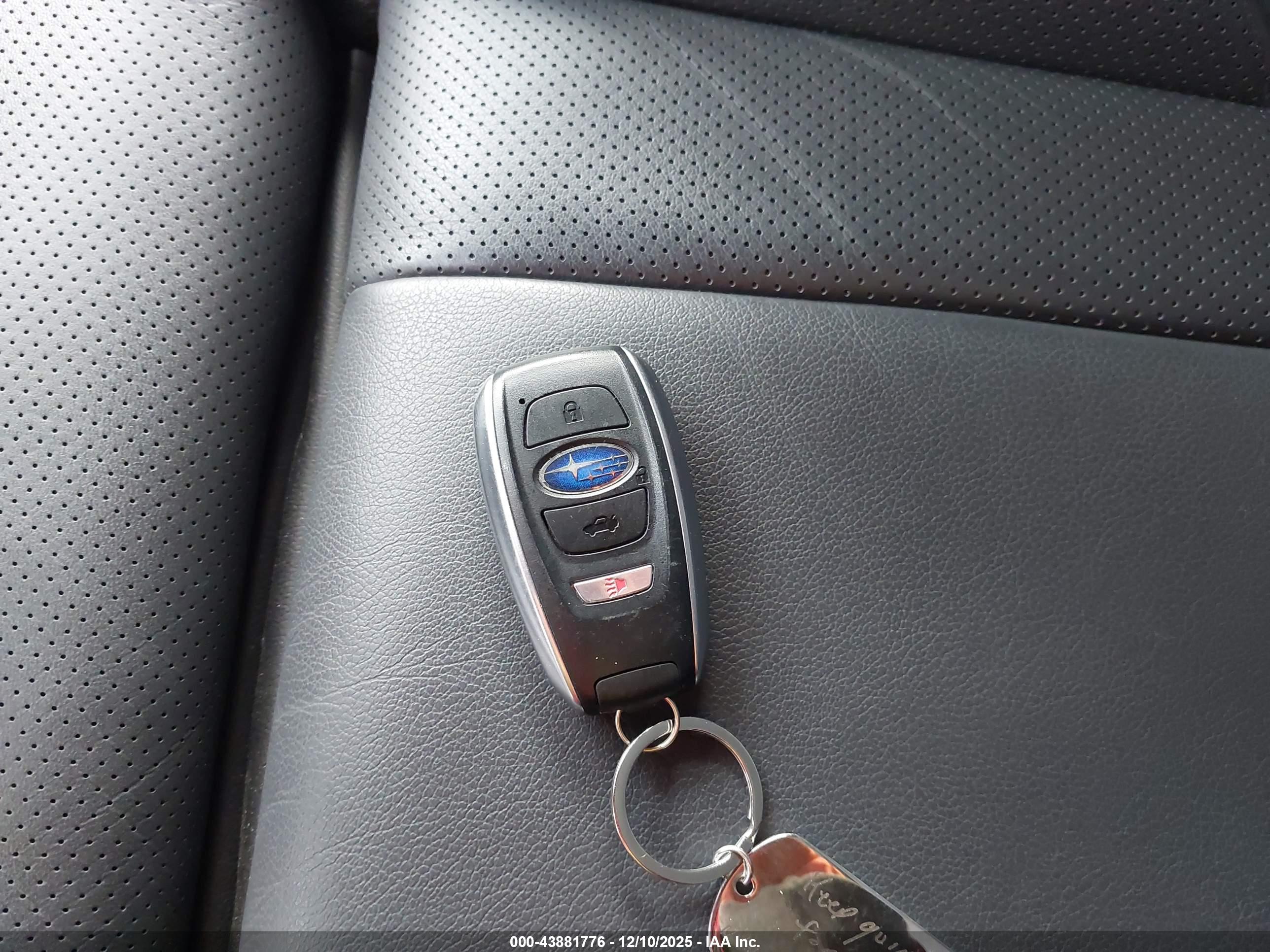 SUBARU ASCENT image 11