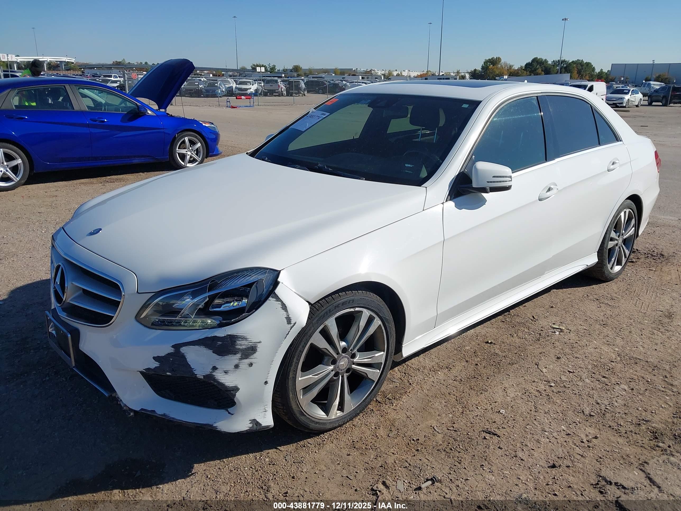 MERCEDES-BENZ E image 2