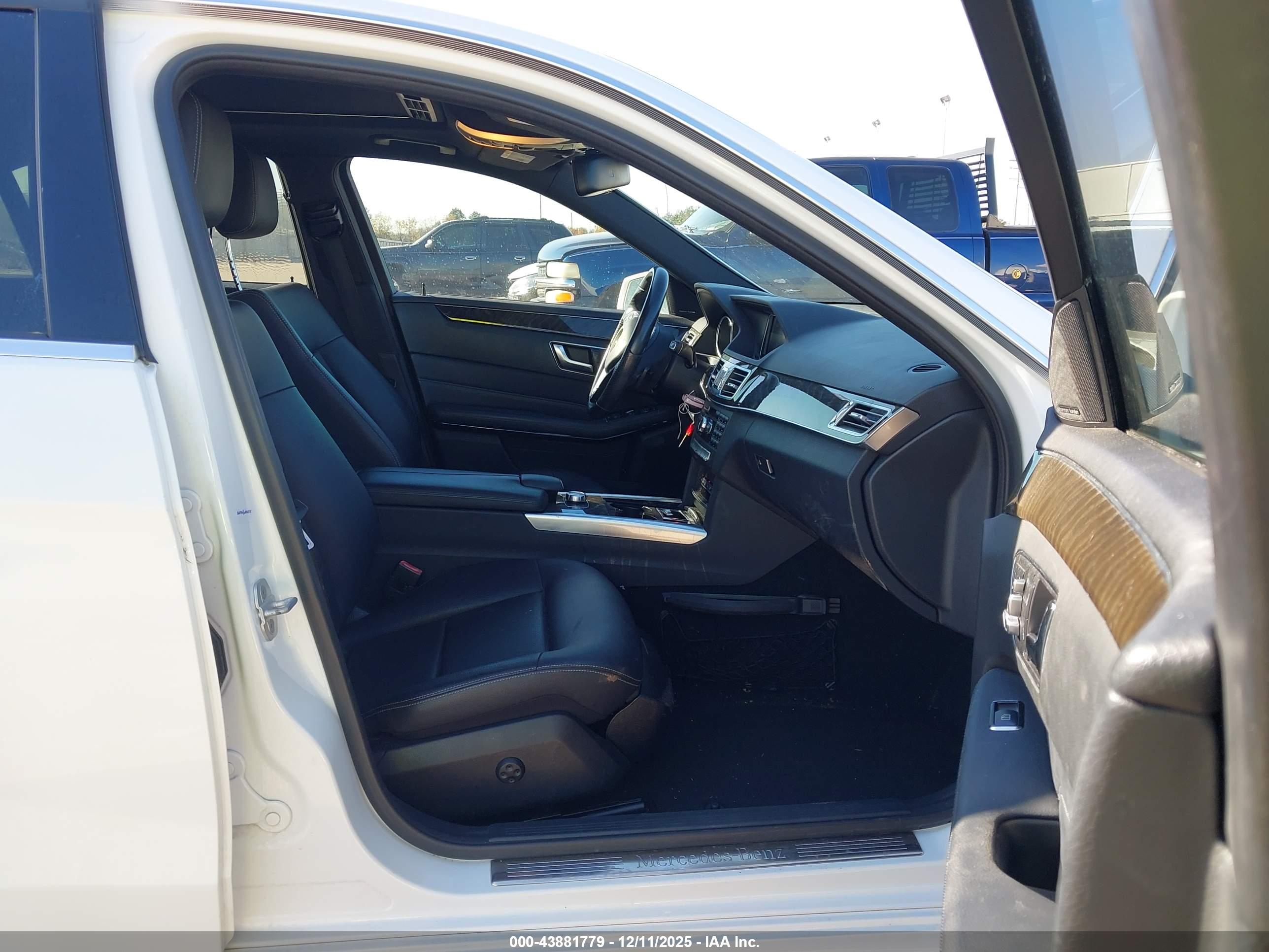 MERCEDES-BENZ E image 5