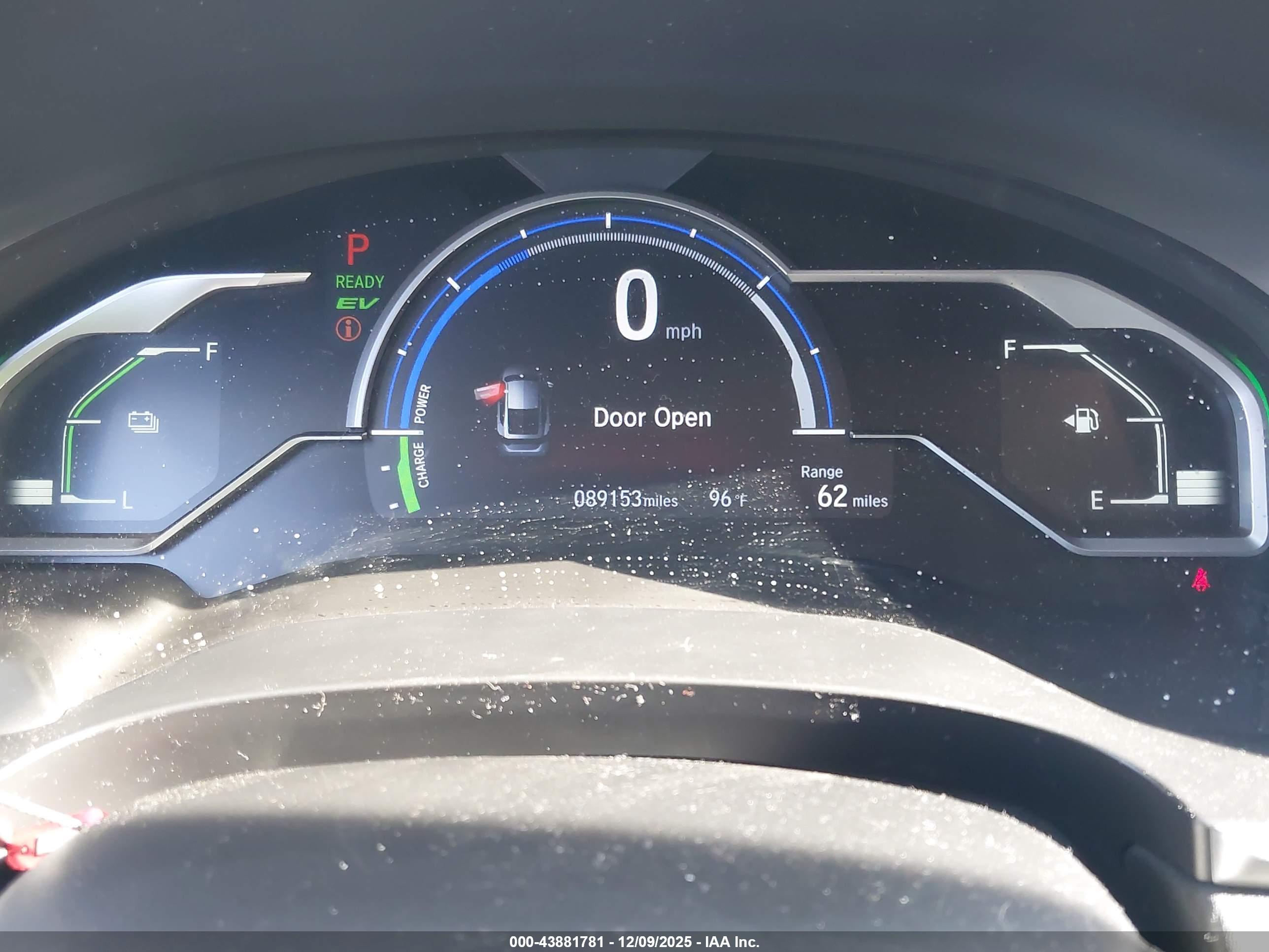 HONDA CLARITY image 7