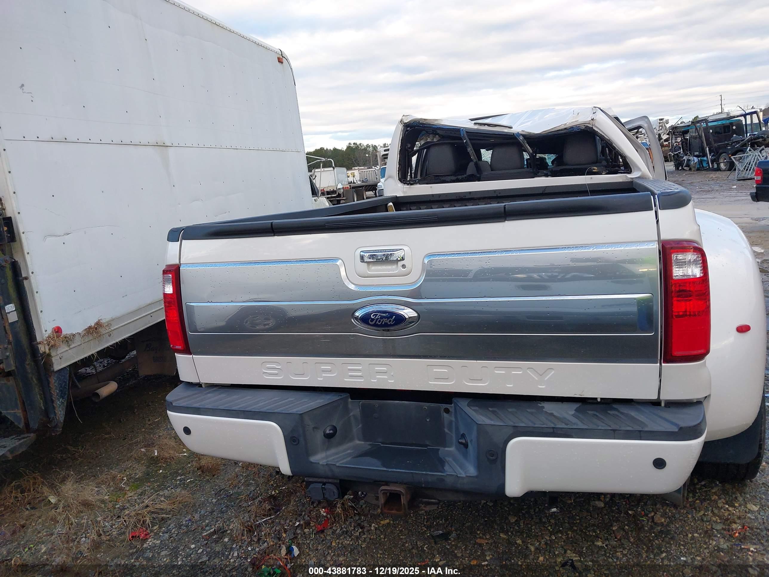 FORD F-350 image 8