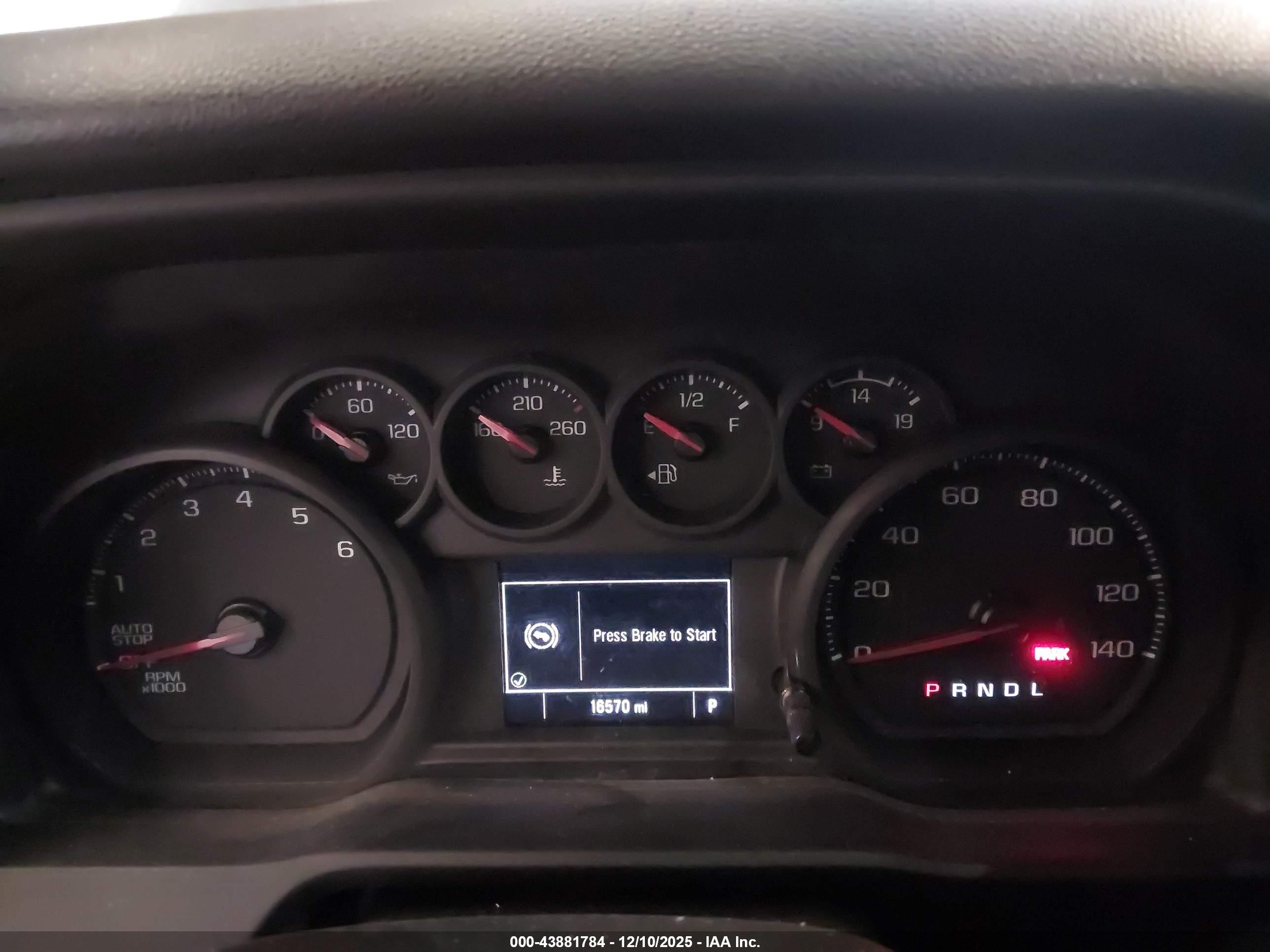 CHEVROLET SILVERADO image 7