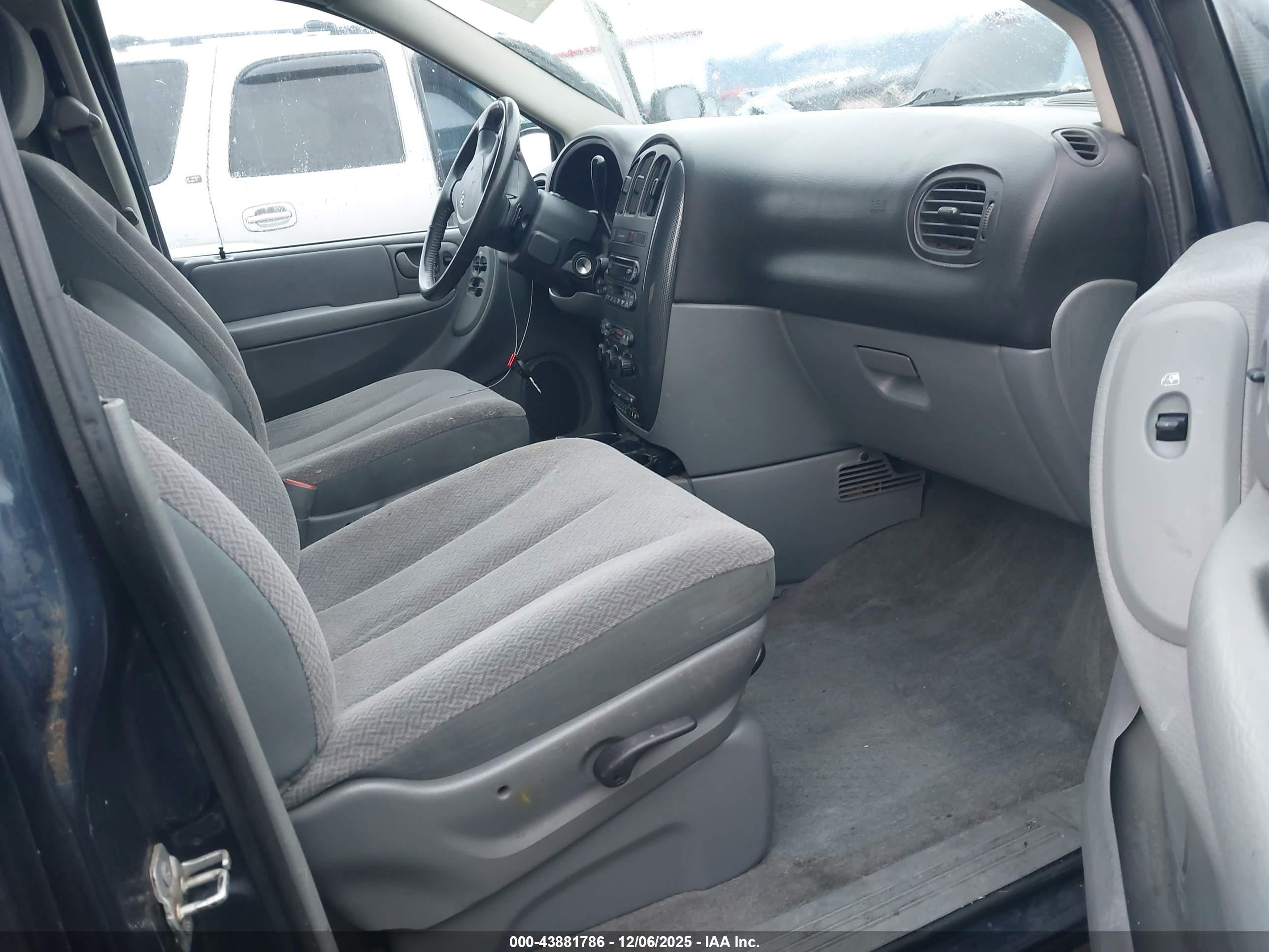 DODGE GRAND image 5