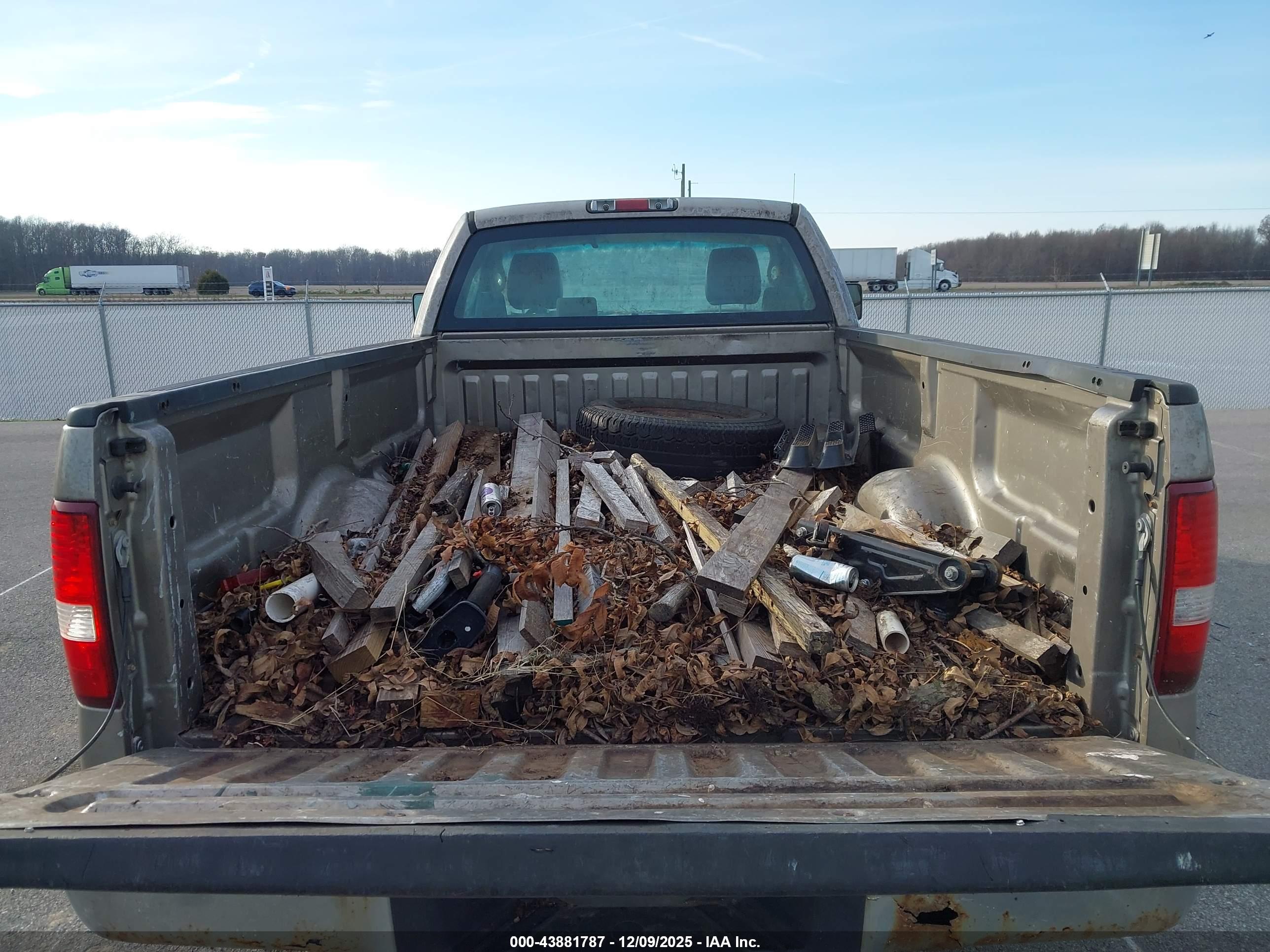 FORD F-150 image 8