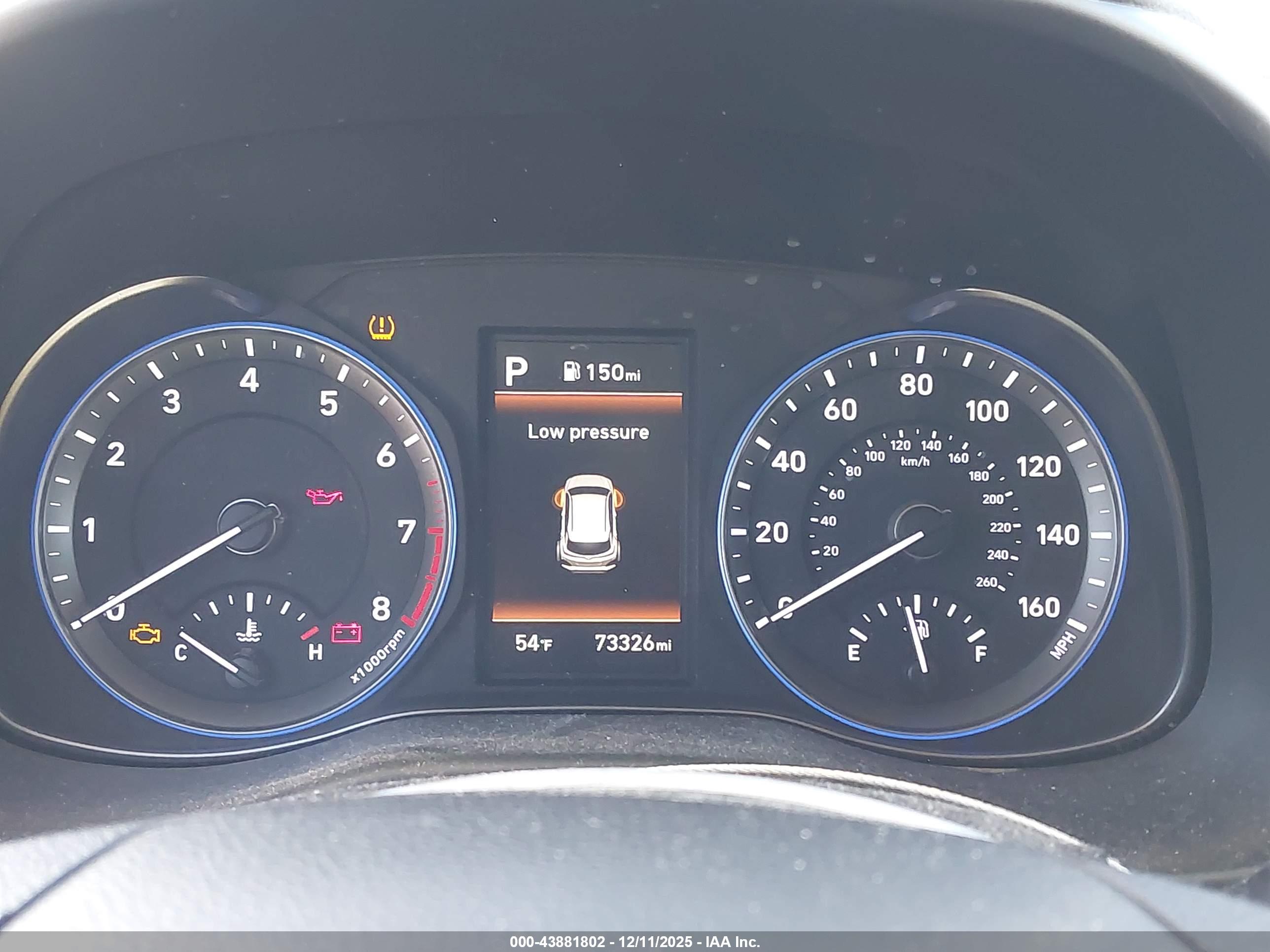 HYUNDAI KONA image 7