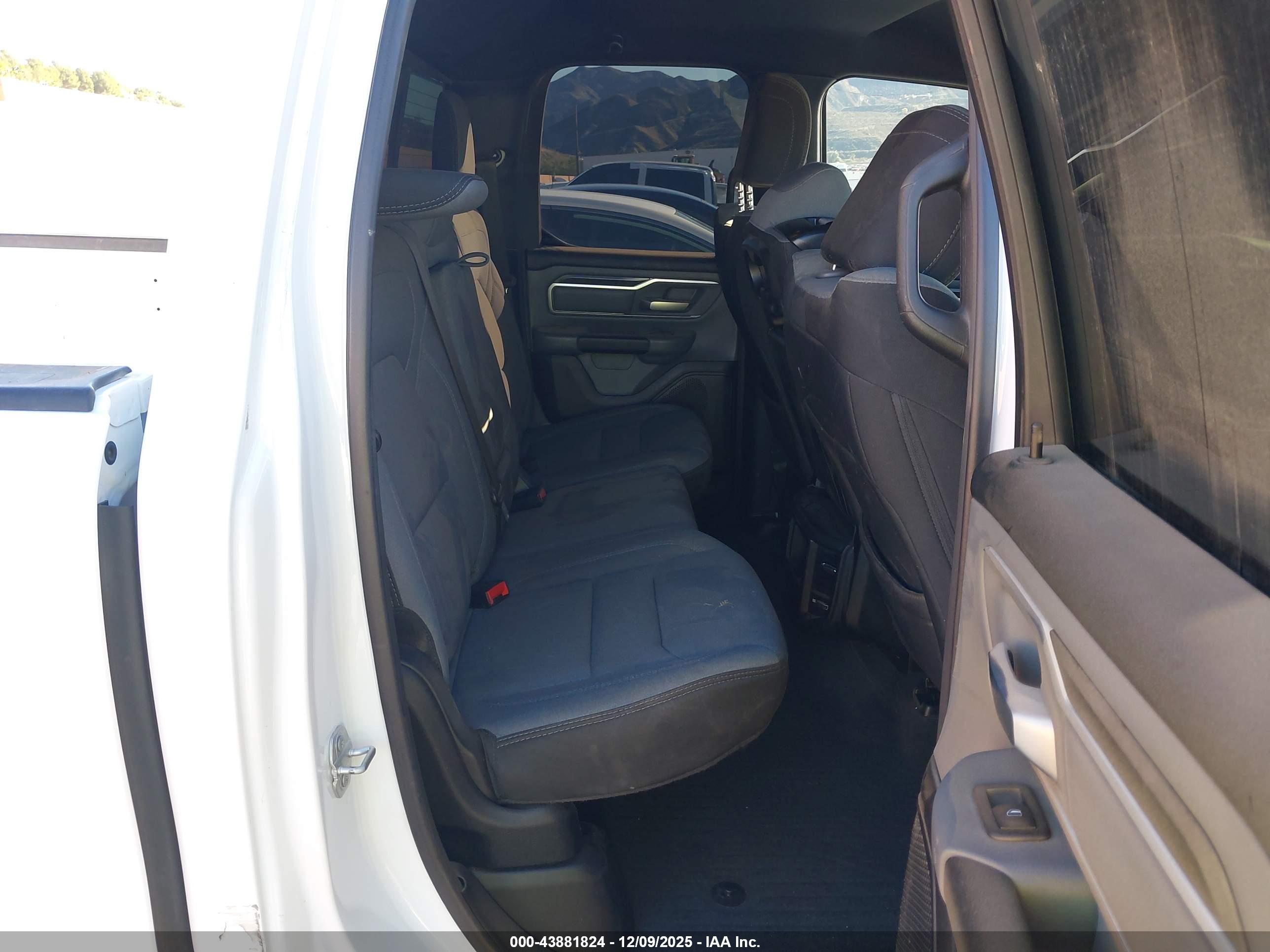RAM 1500 image 8