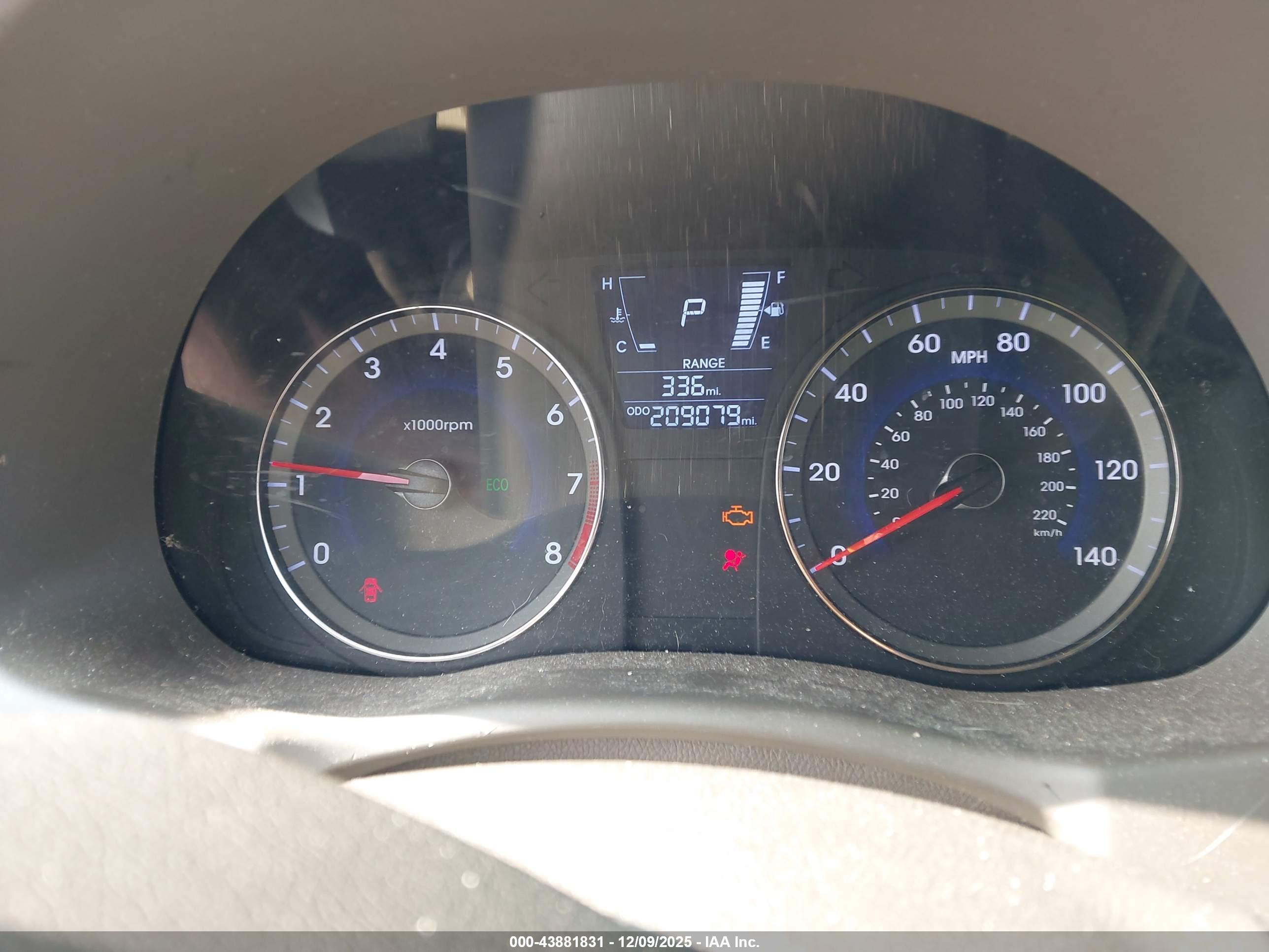 HYUNDAI ACCENT image 7