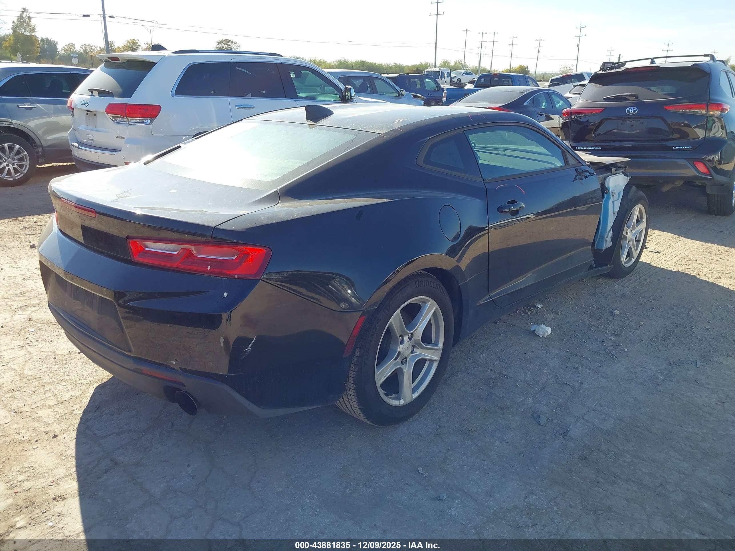 CHEVROLET CAMARO image 4