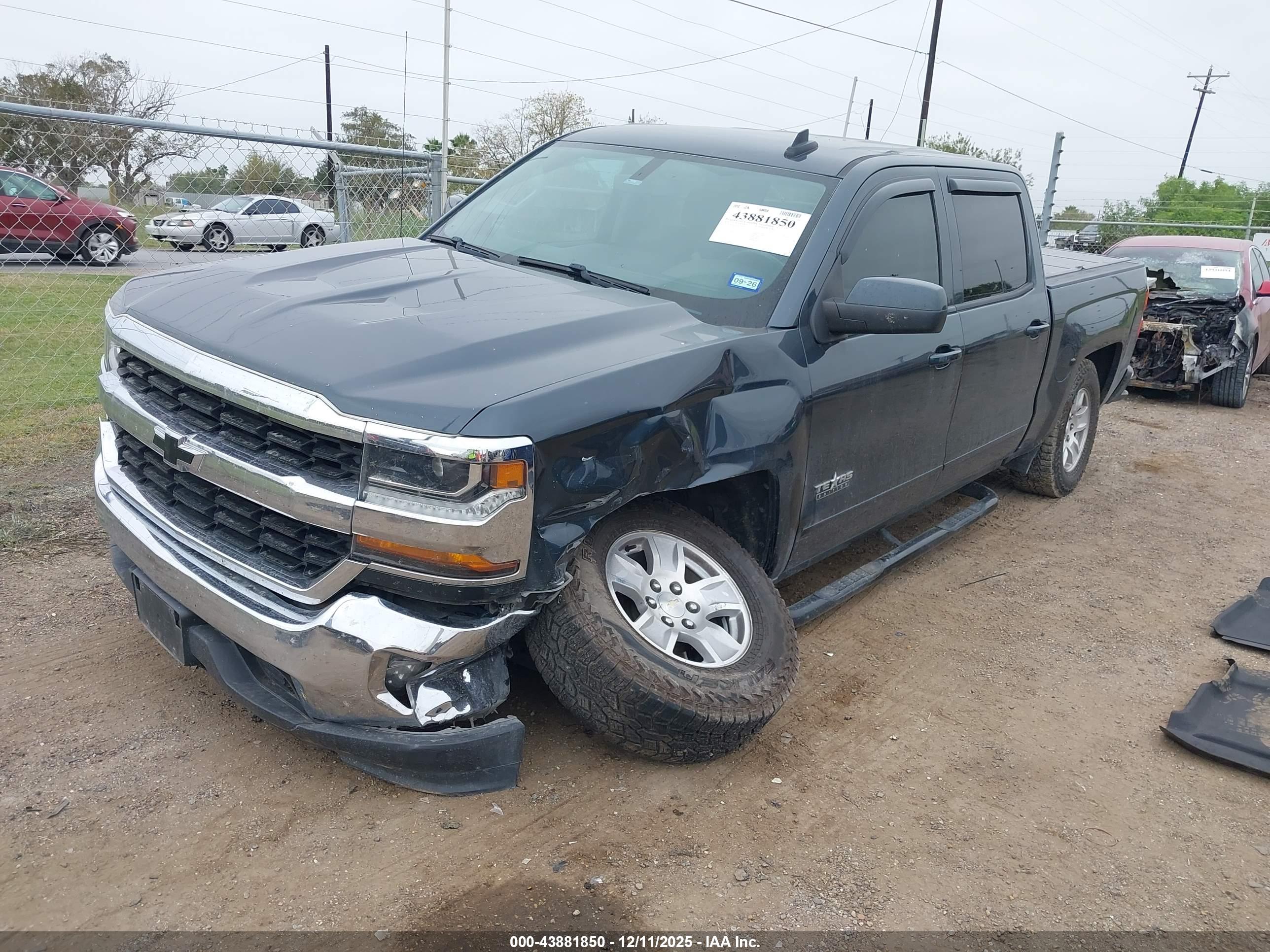 CHEVROLET SILVERADO image 2