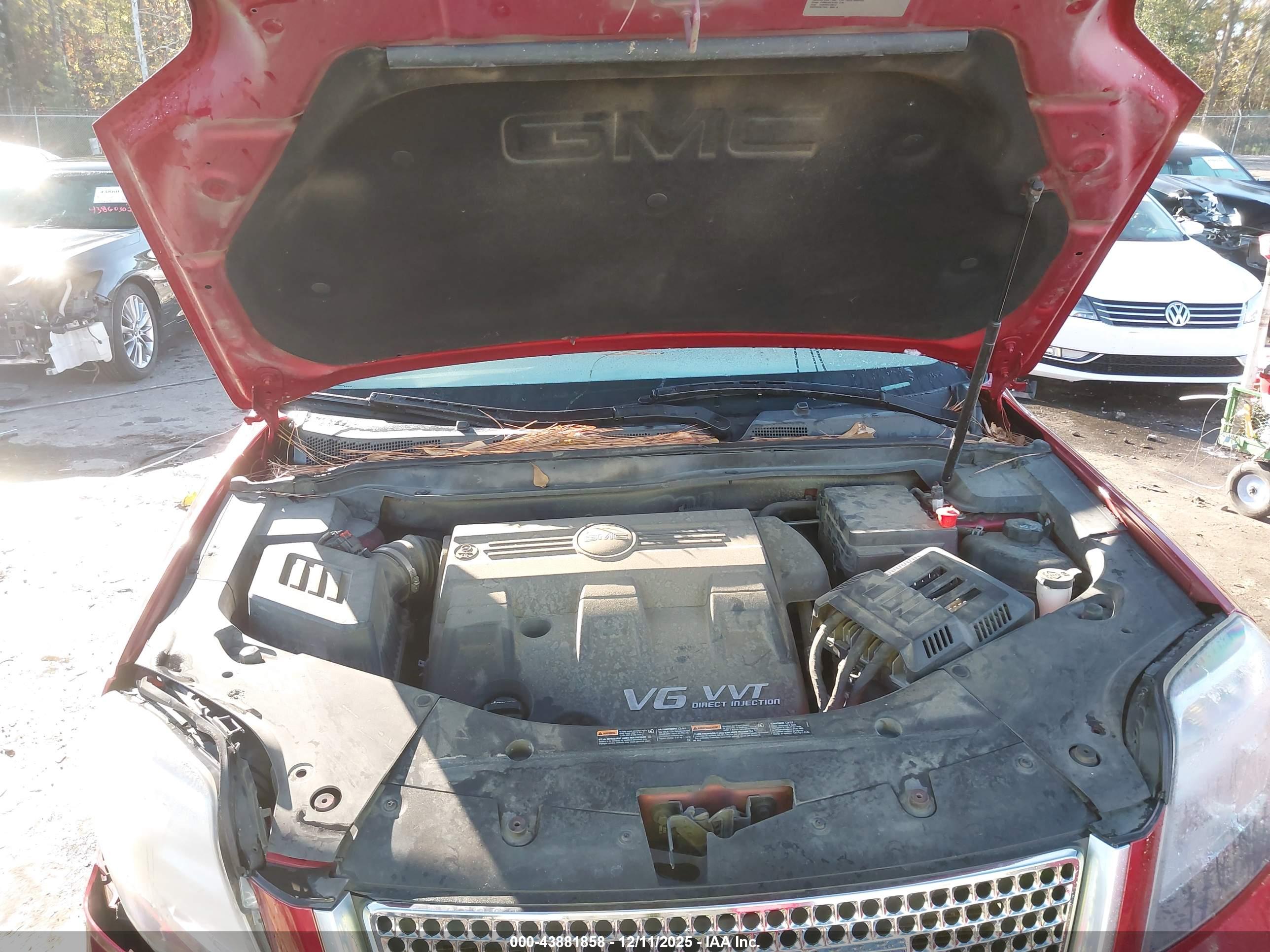 GMC TERRAIN image 10