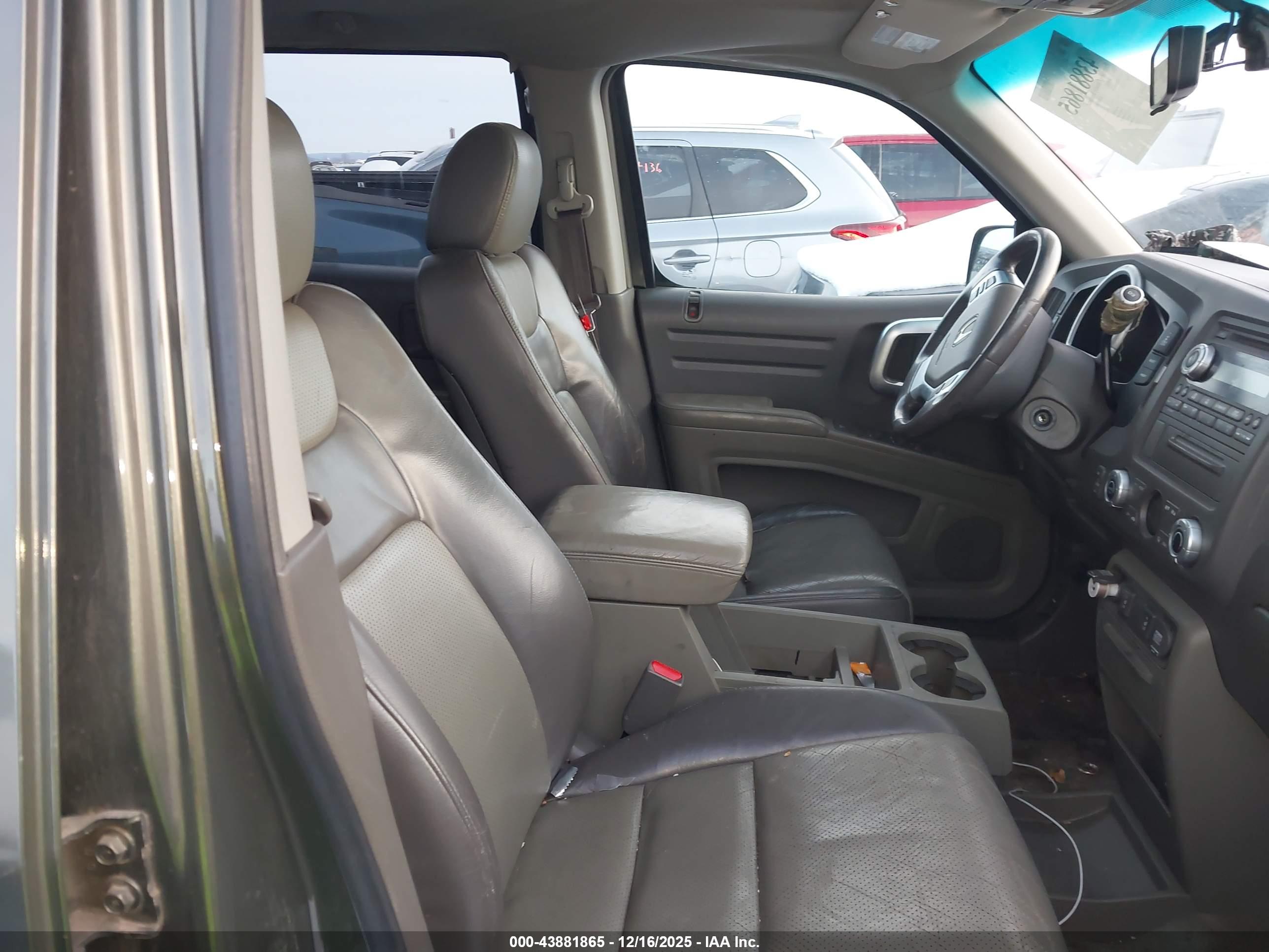 HONDA RIDGELINE image 5