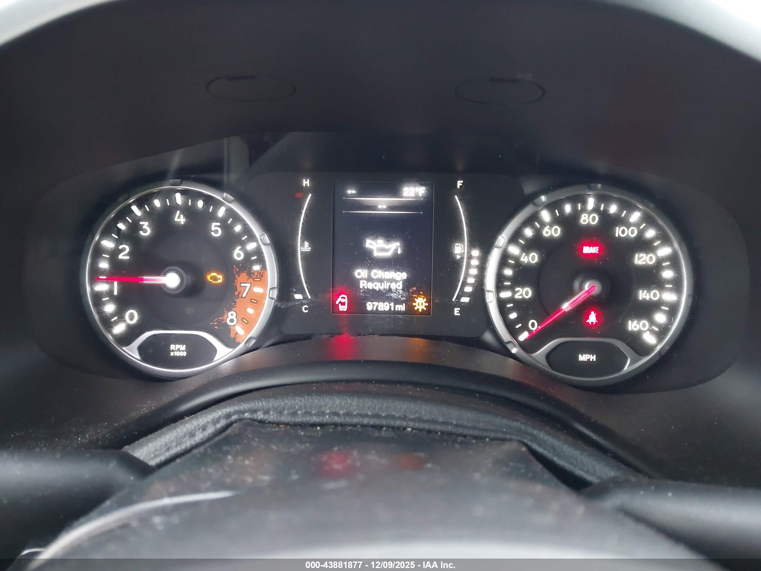 JEEP RENEGADE image 7