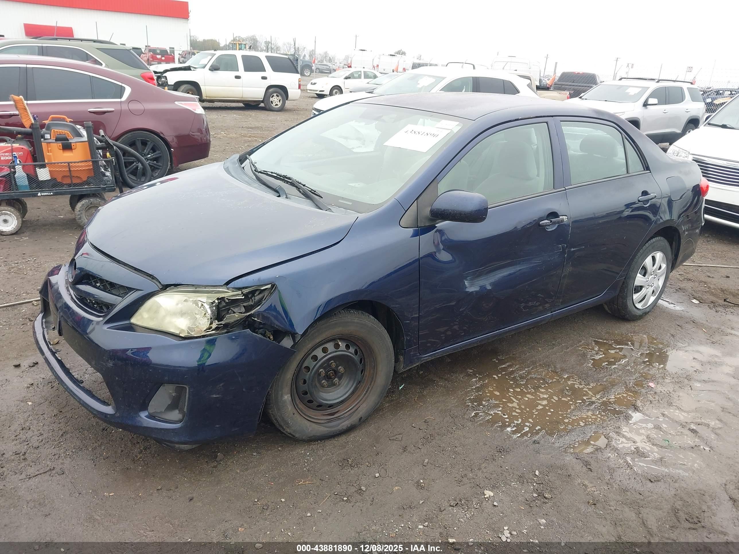 TOYOTA COROLLA image 2