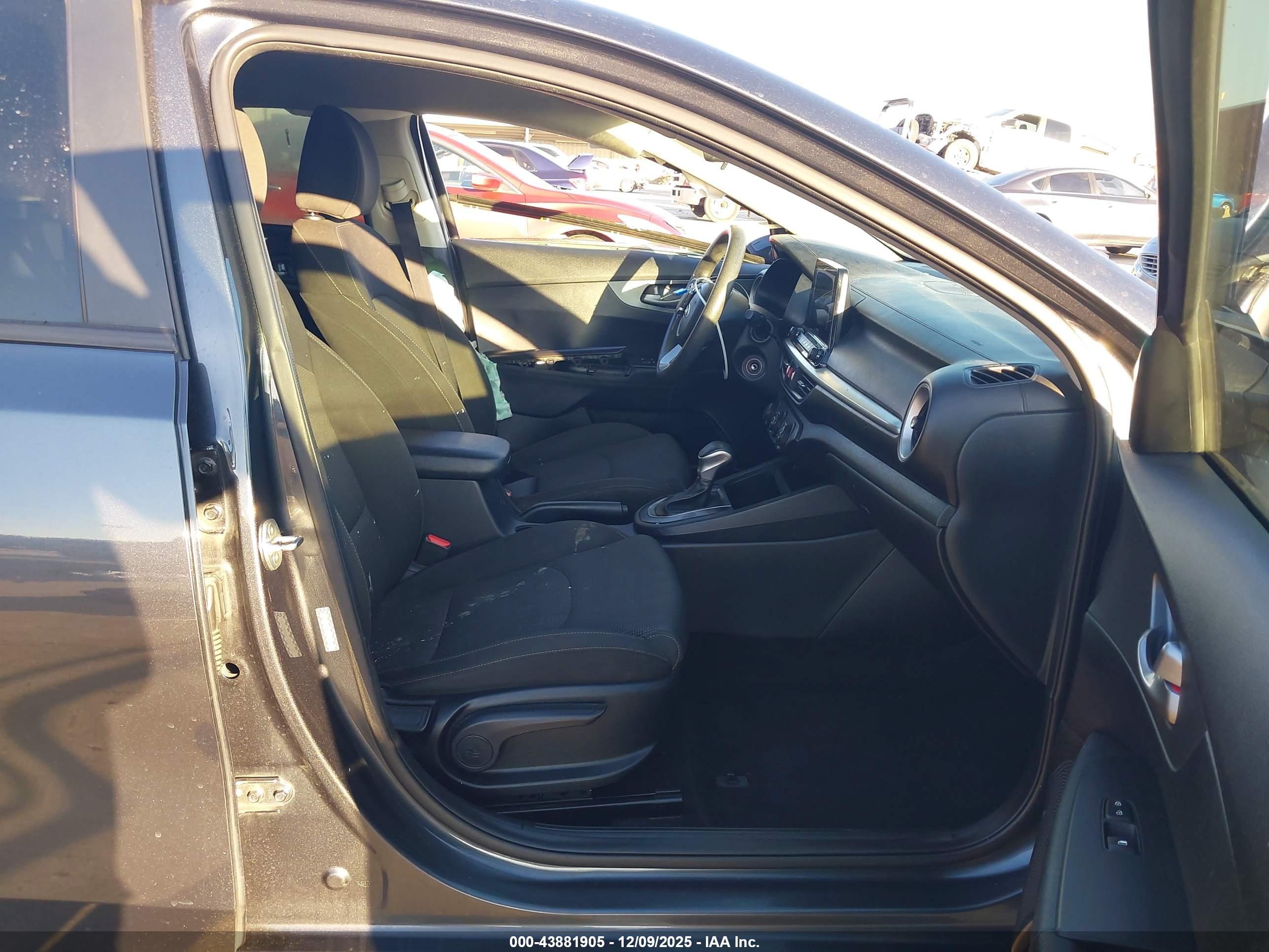 KIA FORTE image 5