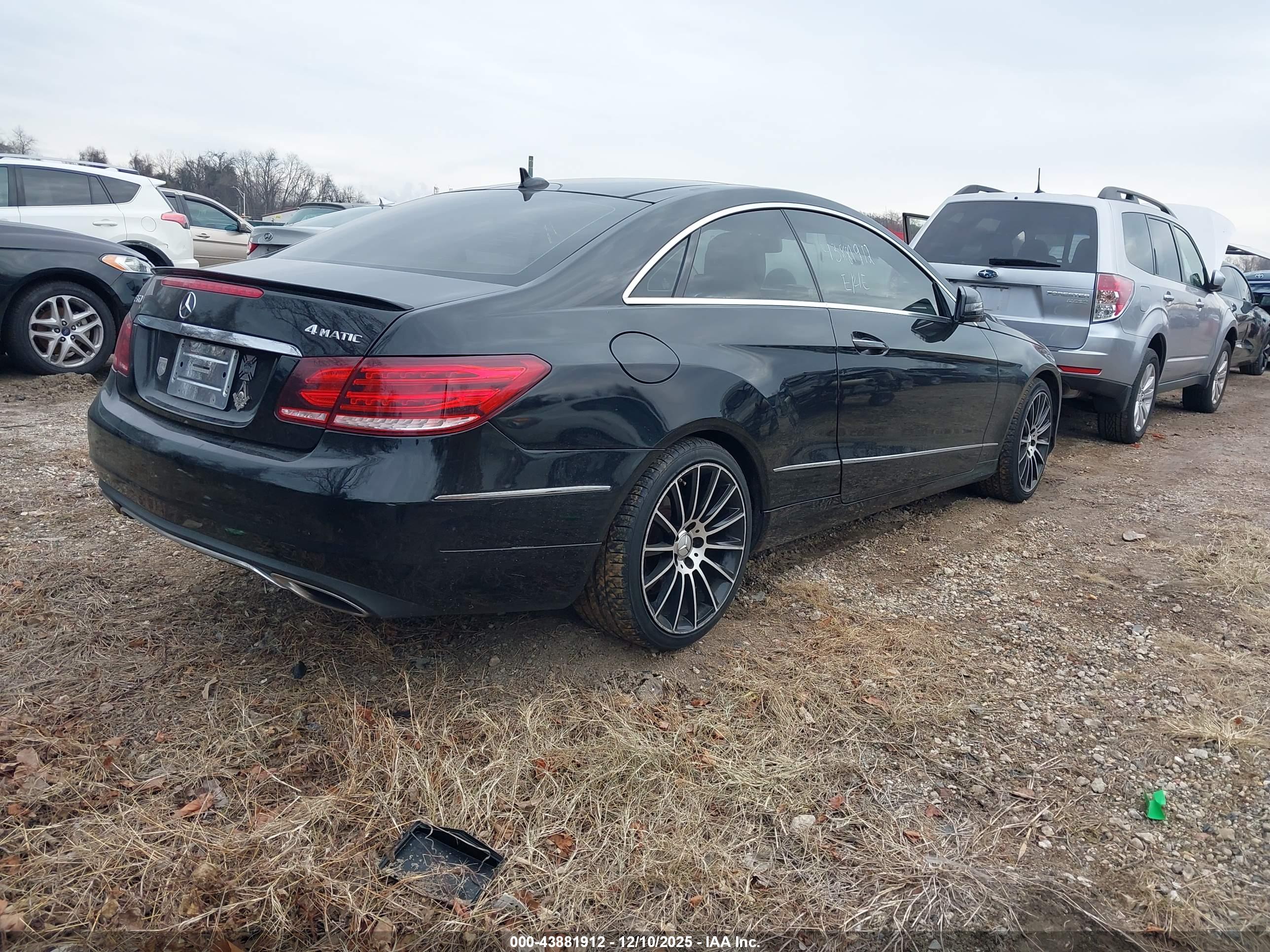 MERCEDES-BENZ E image 4